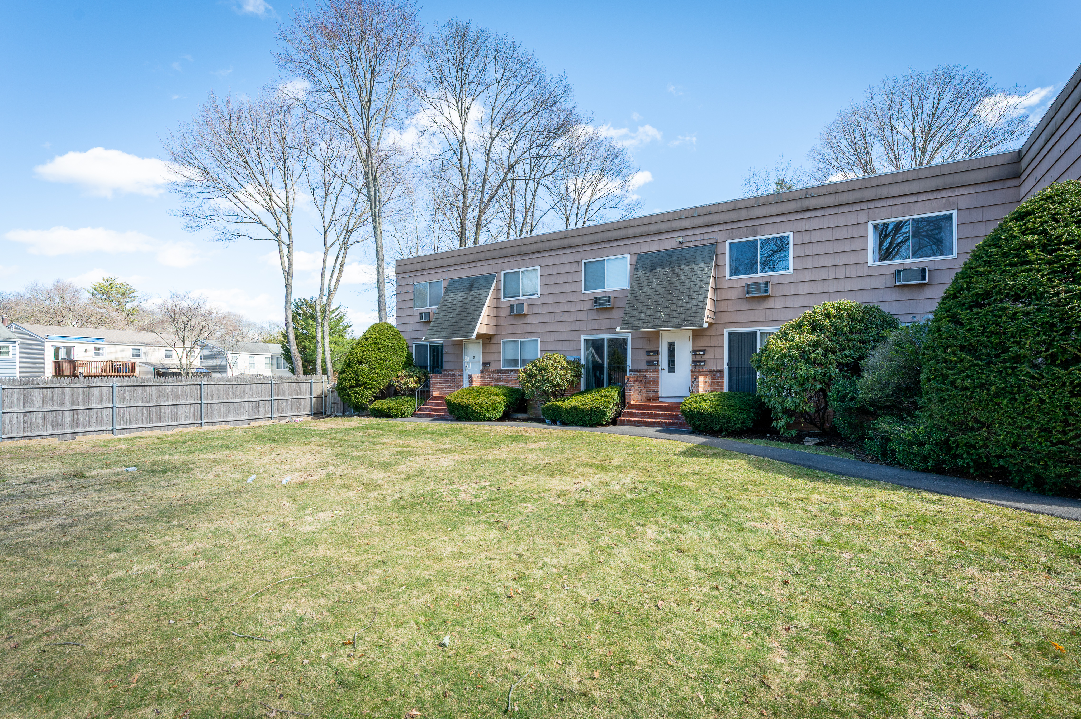  201 Highview Avenue - 物件實景