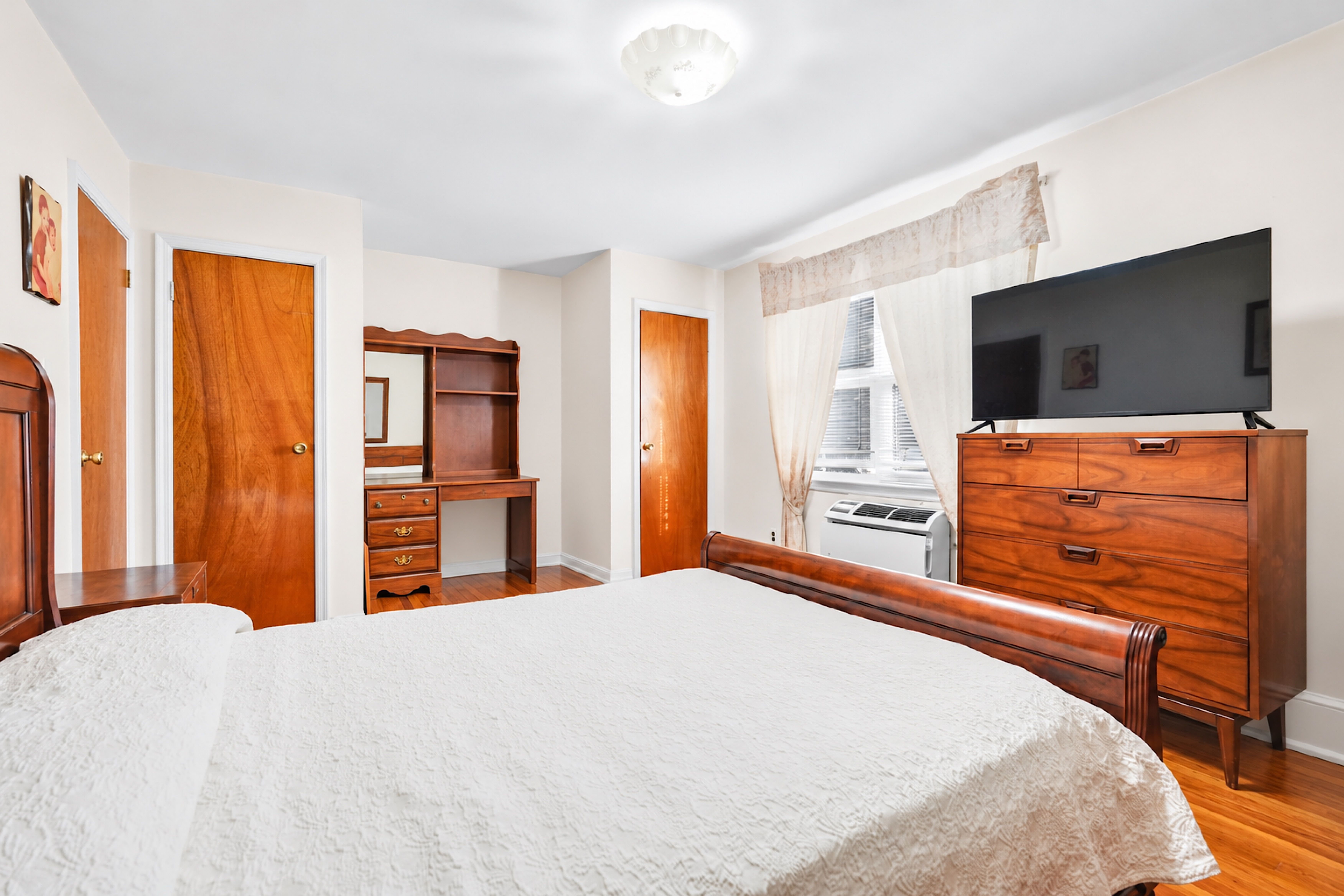  115-33 10th Avenue, College Point, NY, 11356 - 物件實景