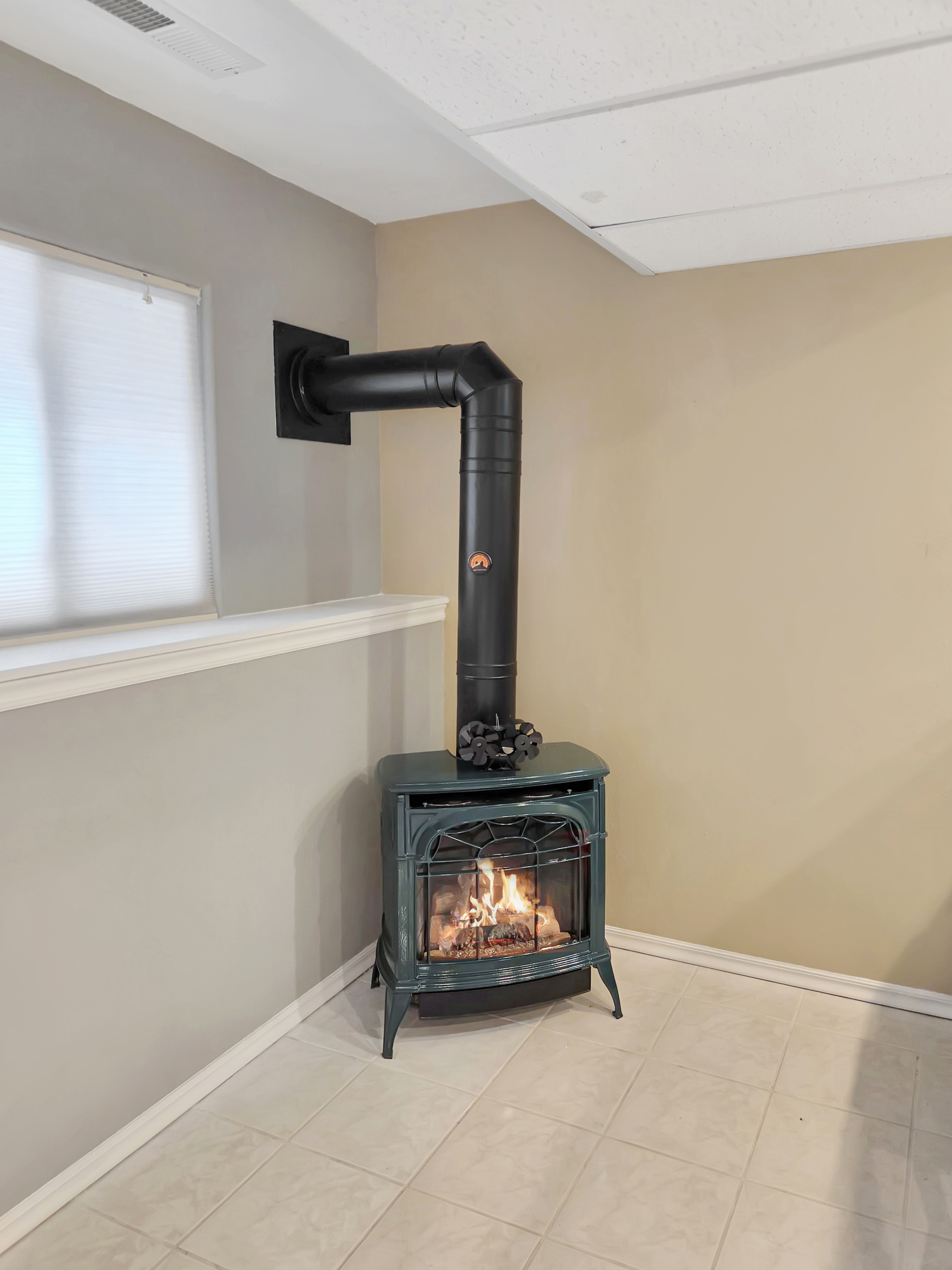 Sheridan, Wyoming, 82801, United States, 5 Bedrooms Bedrooms, ,3 BathroomsBathrooms,Residential,For Sale,1993883