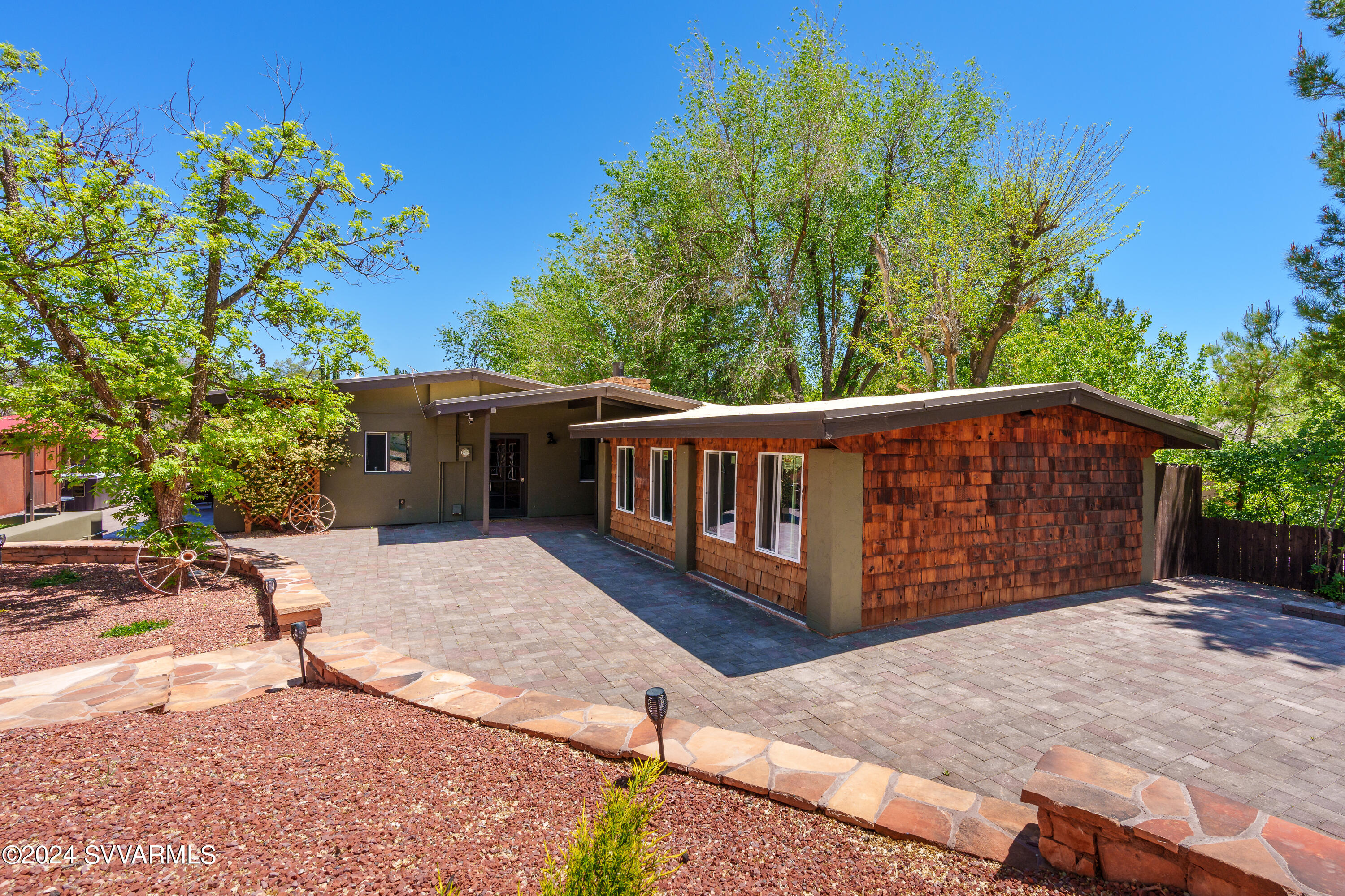 18 Disney Lane, Sedona, Arizona, 86336, United States, 2 Bedrooms Bedrooms, ,2 BathroomsBathrooms,Residential,For Sale,18 Disney Lane,1526365