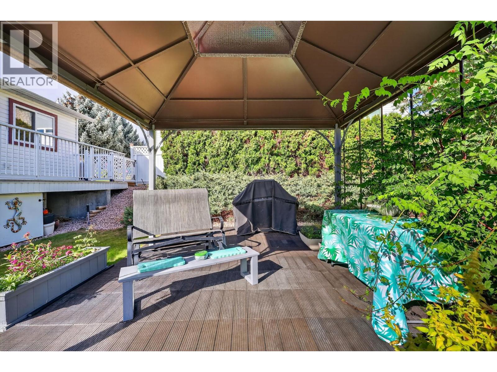 KELOWNA, British Columbia, V1X 7T6, CA, 4 Bedrooms Bedrooms, ,2 BathroomsBathrooms,Residential,For Sale,1918347