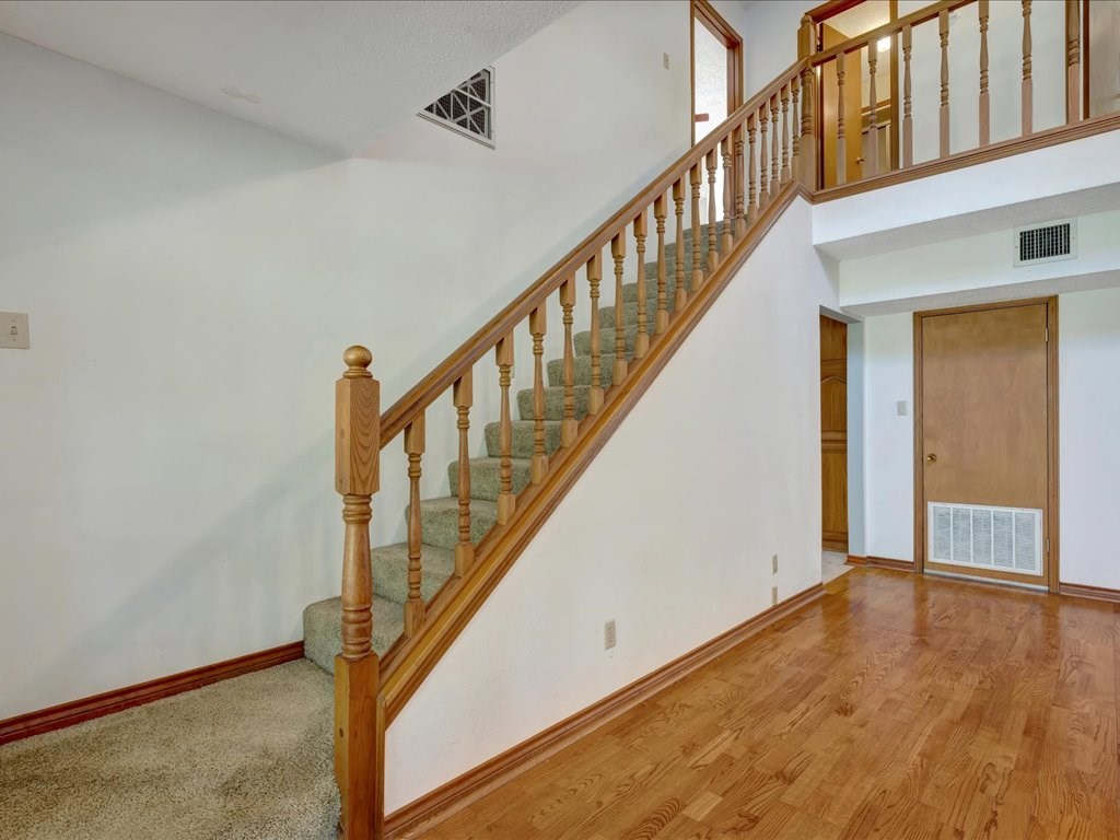 Huntington, Texas, 75949, United States, 4 Bedrooms Bedrooms, ,2 BathroomsBathrooms,Residential,For Sale,1975169