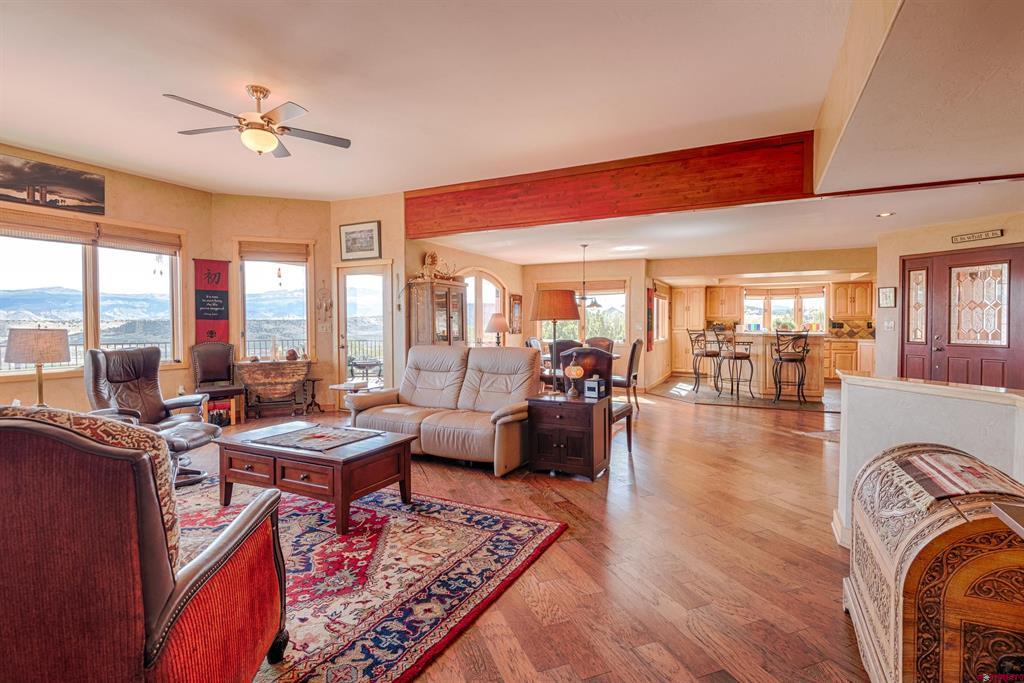 Montrose, Colorado, 81403, United States, 3 Bedrooms Bedrooms, ,2 BathroomsBathrooms,Residential,For Sale,1982784