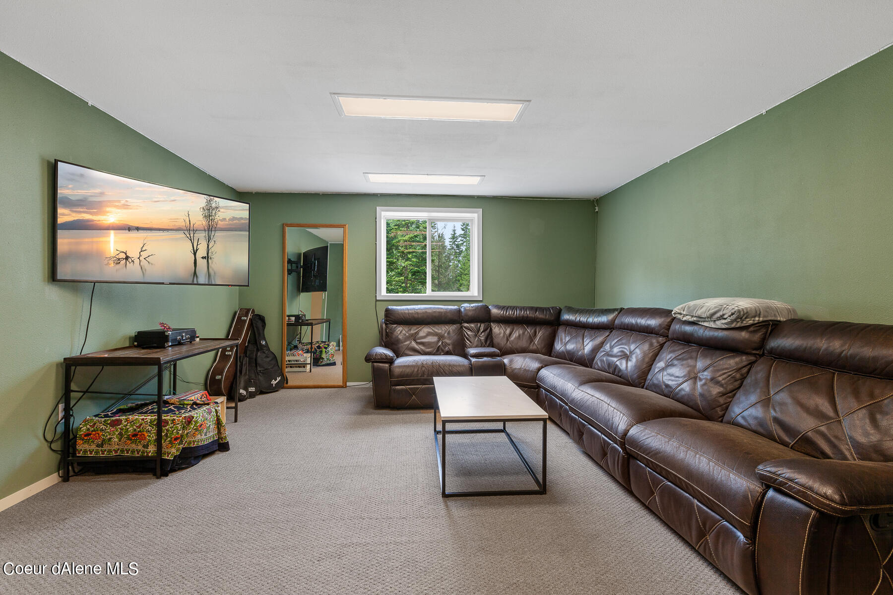 Coeur d'Alene, Idaho, 83814, United States, 4 Bedrooms Bedrooms, ,3 BathroomsBathrooms,Residential,For Sale,1974008