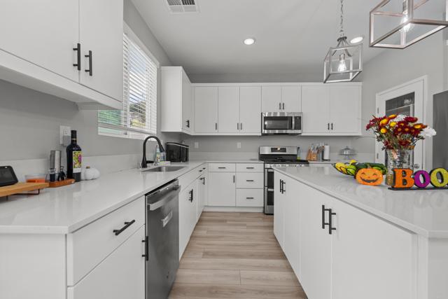 Fallbrook, California, 92028, United States, 5 Bedrooms Bedrooms, ,3 BathroomsBathrooms,Residential,For Sale,1978258