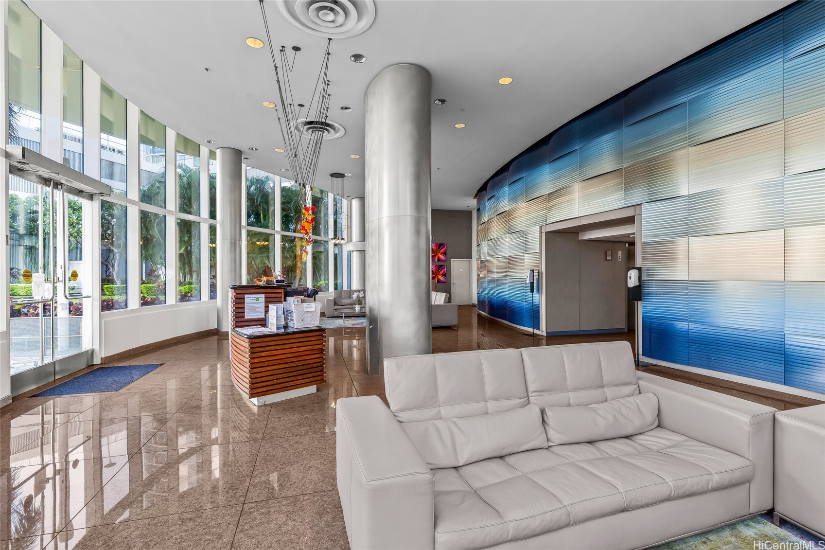 Honolulu, Hawaii, 96814, United States, 2 Bedrooms Bedrooms, ,2 BathroomsBathrooms,Residential,For Sale,2003037