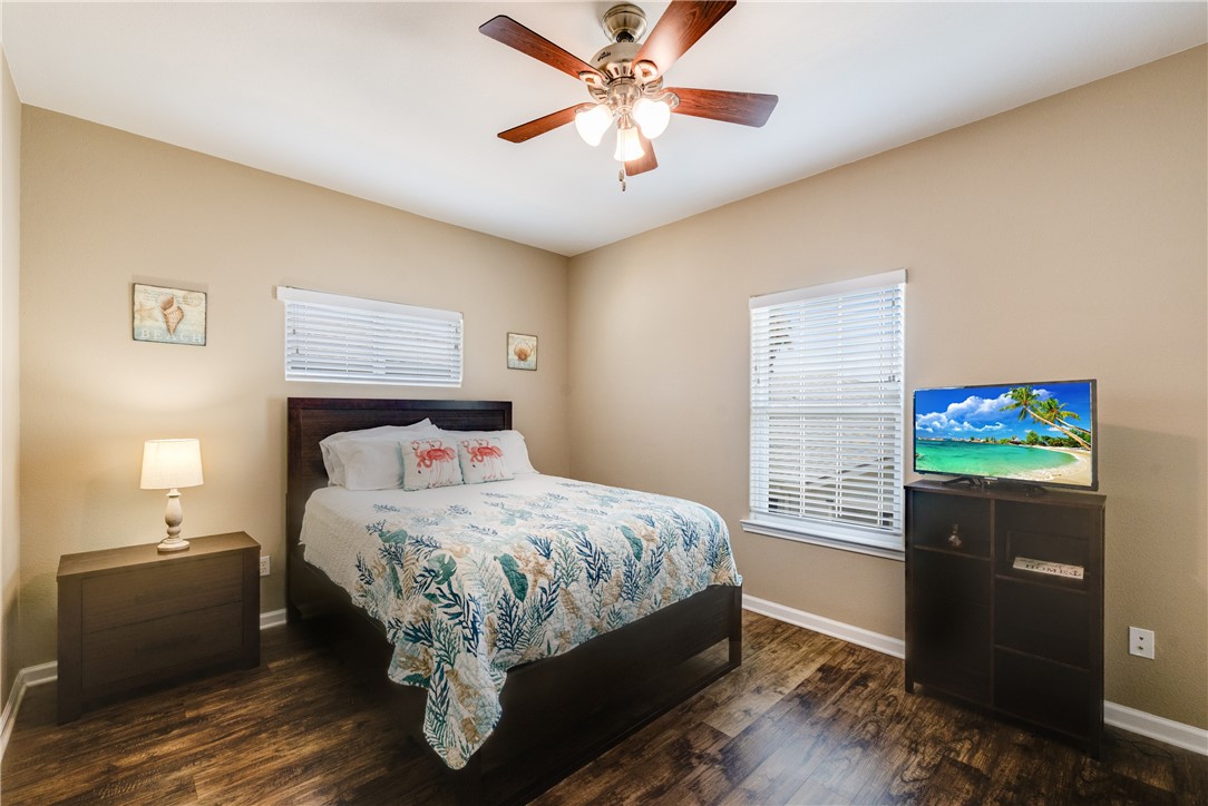 Port Aransas, Texas, 78373, United States, 4 Bedrooms Bedrooms, ,3 BathroomsBathrooms,Residential,For Sale,1829180