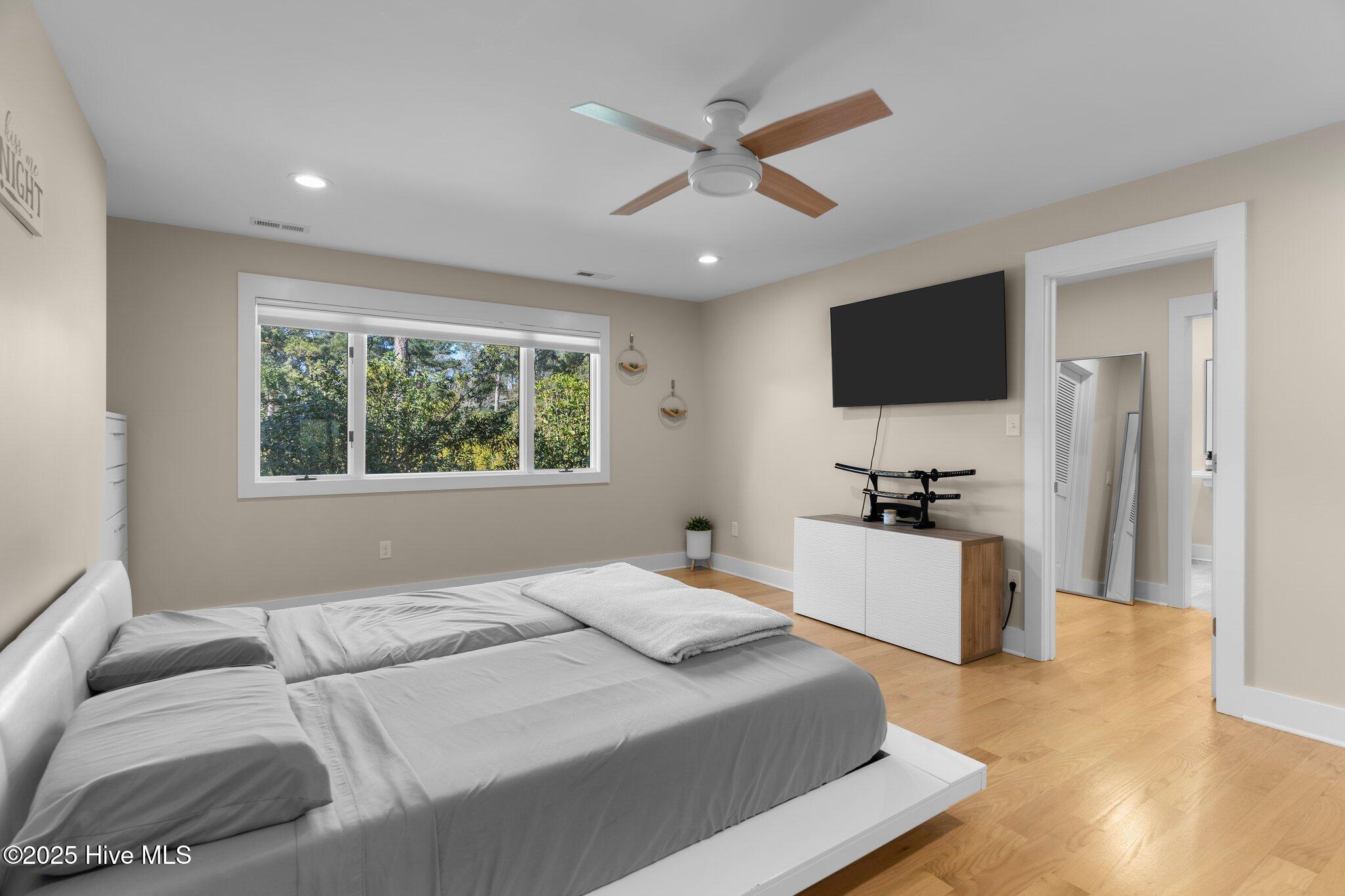 Hampstead, North Carolina, 28443, United States, 3 Bedrooms Bedrooms, ,4 BathroomsBathrooms,Residential,For Sale,1810600