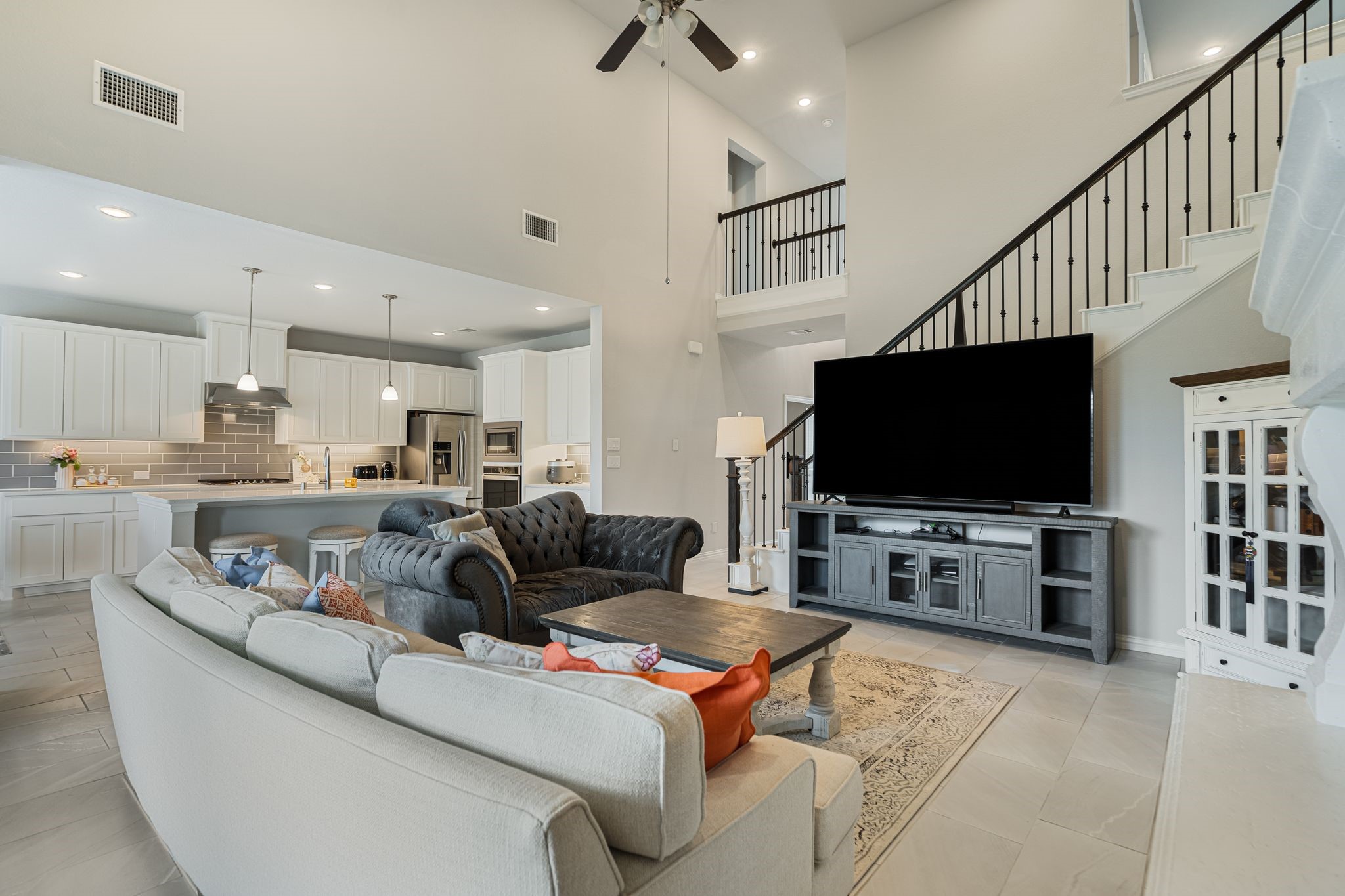 Little Elm, Texas, 76227, United States, 4 Bedrooms Bedrooms, ,3 BathroomsBathrooms,Residential,For Sale,1848680