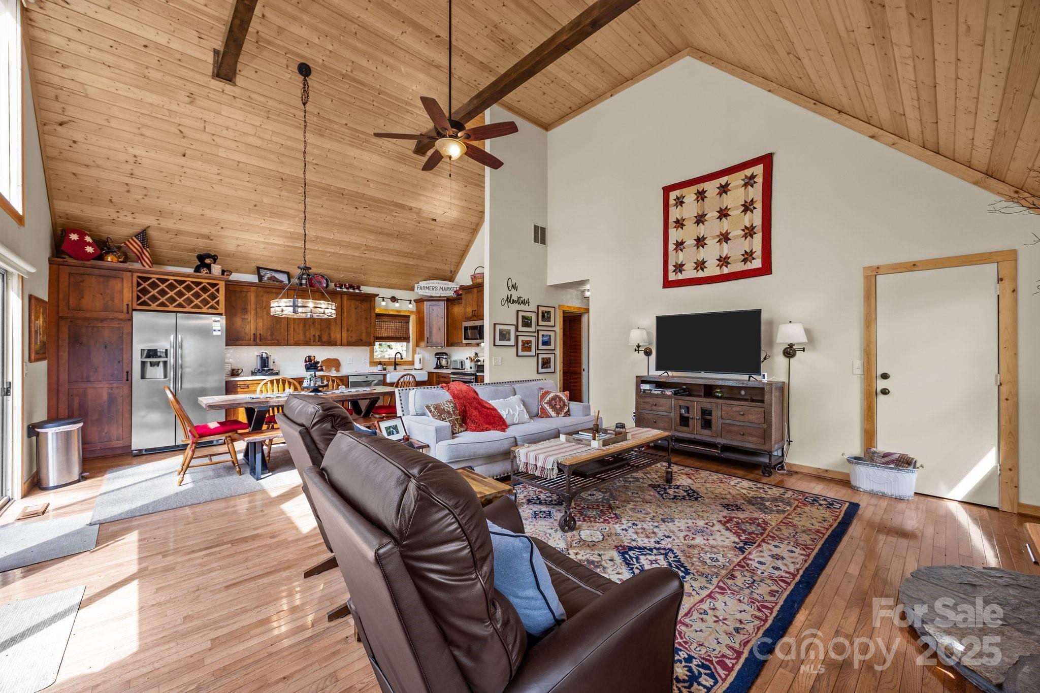 Waynesville, North Carolina, 28785, United States, 3 Bedrooms Bedrooms, ,2 BathroomsBathrooms,Residential,For Sale,1793601