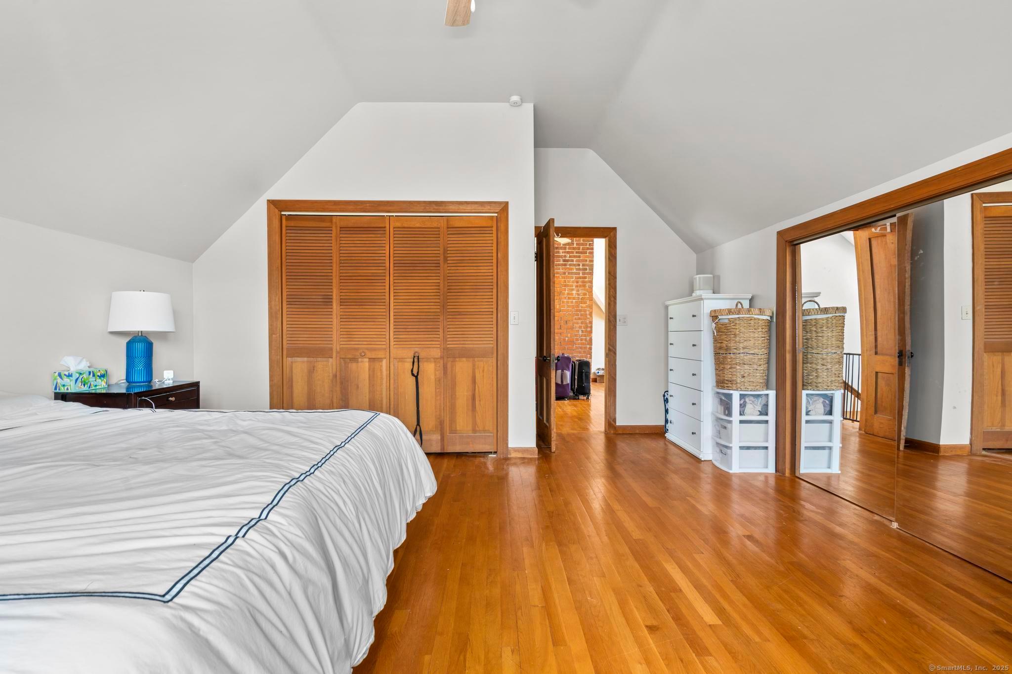 New Haven, Connecticut, 06511, United States, 5 Bedrooms Bedrooms, ,3 BathroomsBathrooms,Residential,For Sale,1930544