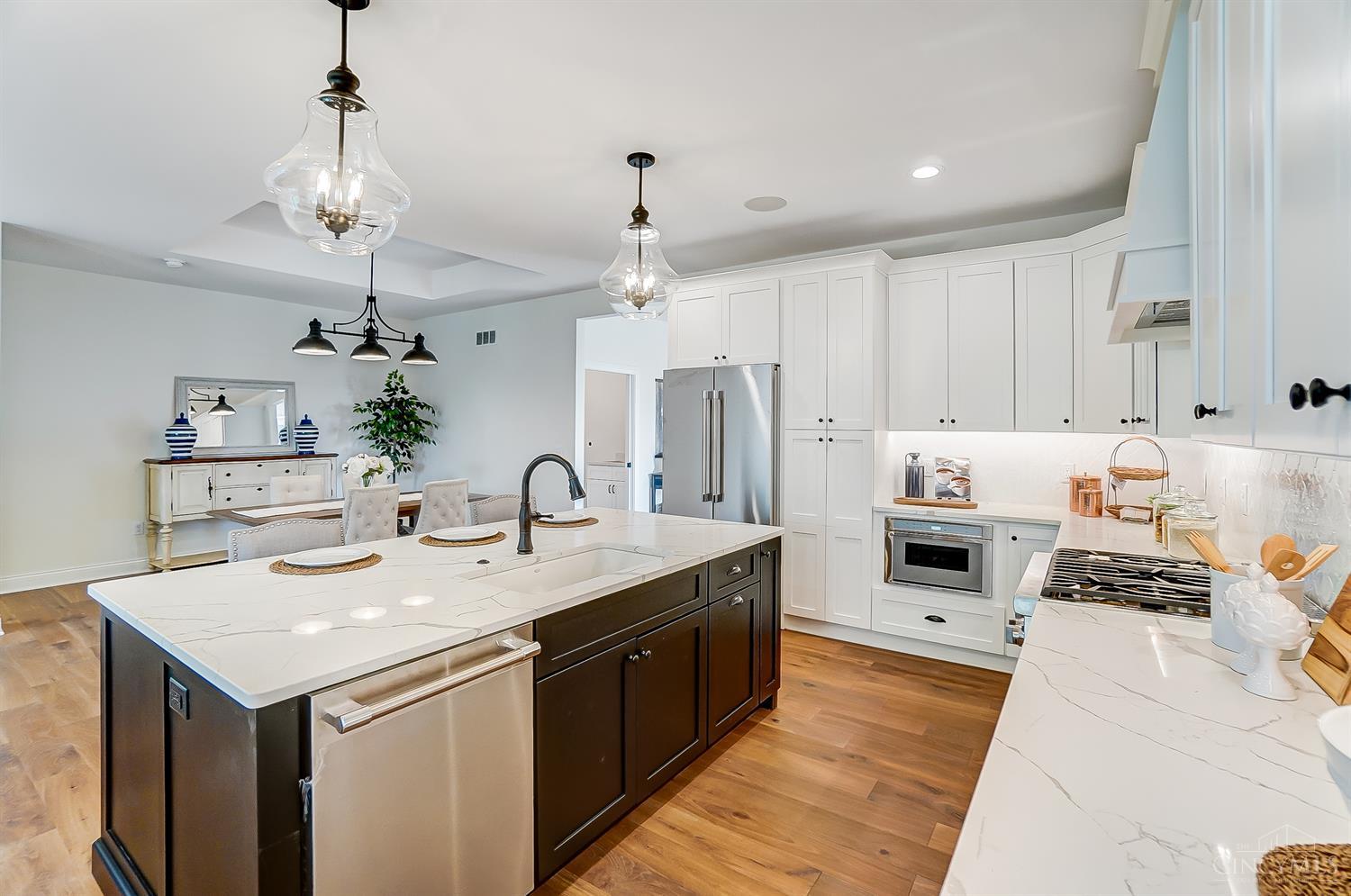 Madeira, Ohio, 45243, United States, 3 Bedrooms Bedrooms, ,3 BathroomsBathrooms,Residential,For Sale,2001703