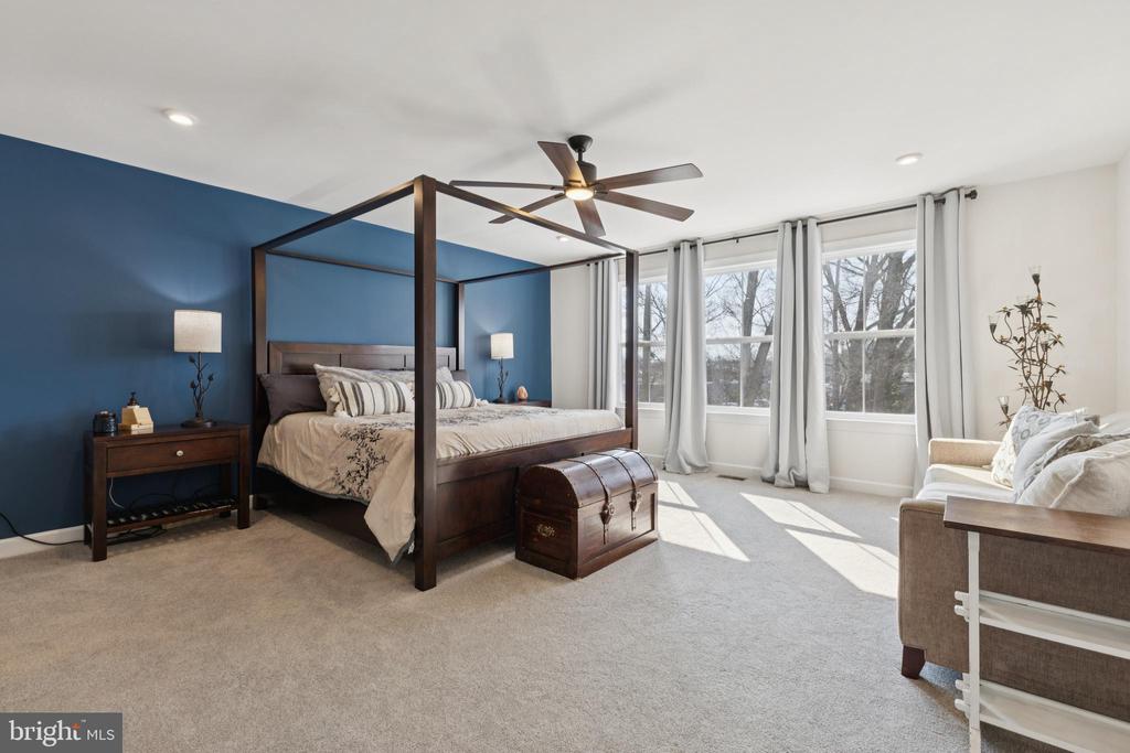 Alexandria, Virginia, 22306, United States, 3 Bedrooms Bedrooms, ,4 BathroomsBathrooms,Residential,For Sale,2019701