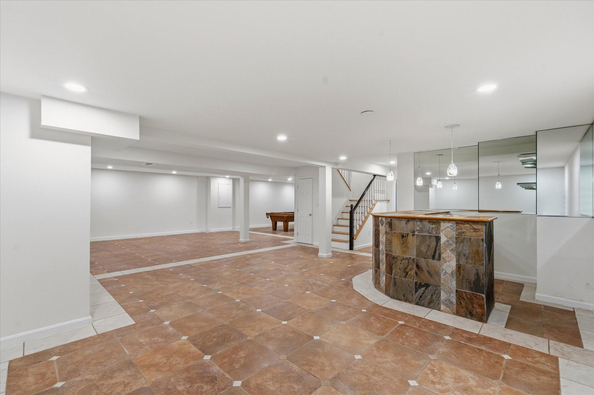  8022 Cypress Grove Lane, Cabin John, MD, 20818 - 物件實景