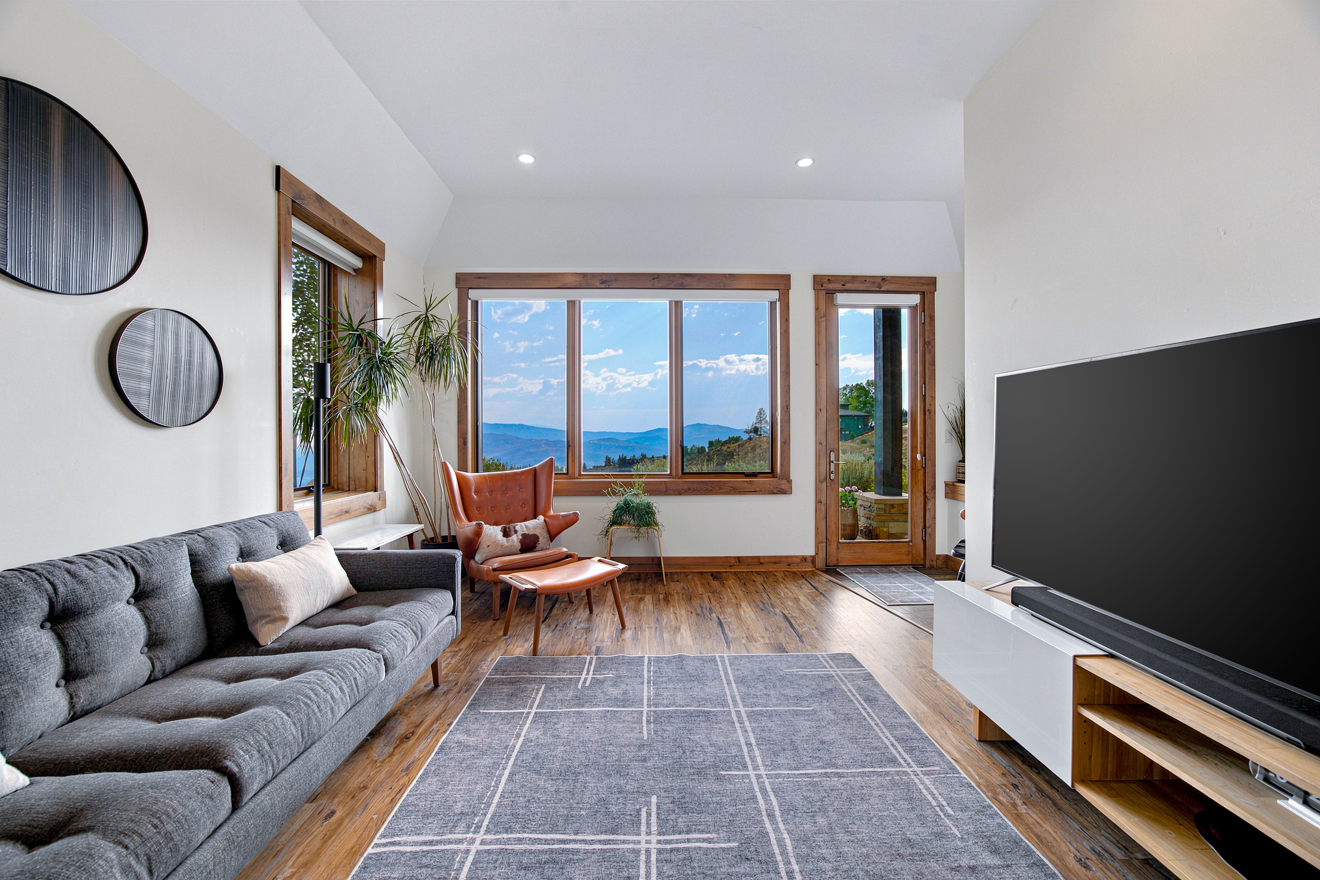  Enjoy Exceptional Southern and Western Mountain Views in Wildridge - 物件實景