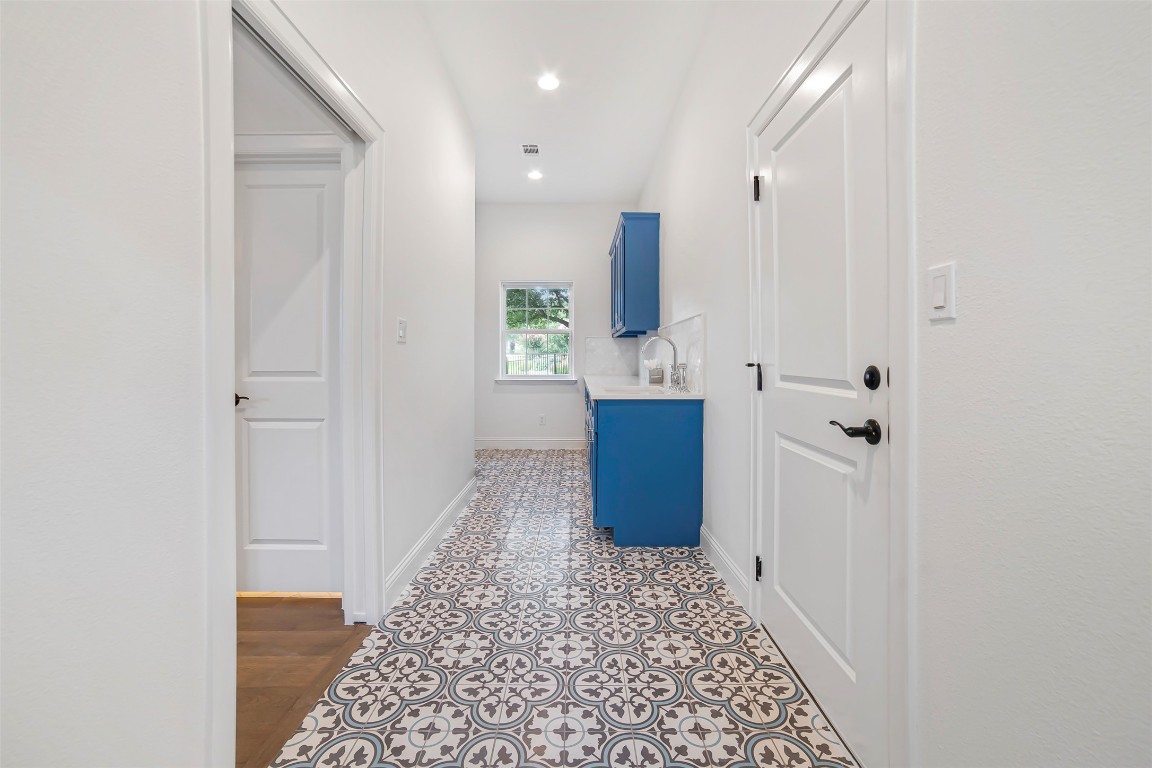Austin, Texas, 78726, United States, 5 Bedrooms Bedrooms, ,4 BathroomsBathrooms,Residential,For Sale,1906907