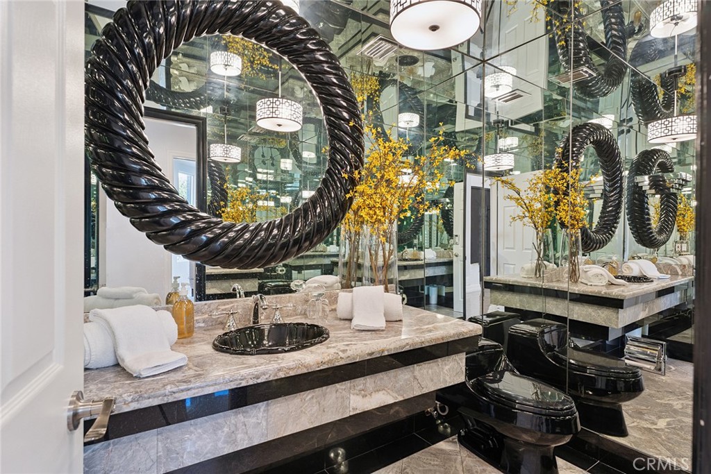Calabasas, California, 91302, United States, 7 Bedrooms Bedrooms, ,7 BathroomsBathrooms,Residential,For Sale,1951012