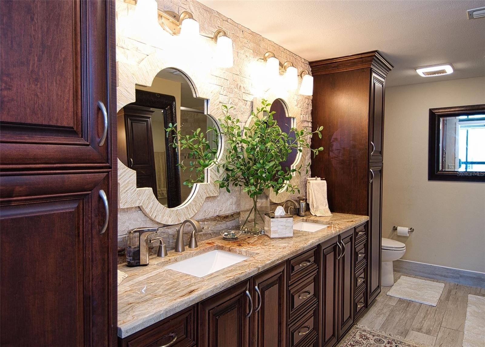 CLEARWATER BEACH, Florida, 33767, United States, 3 Bedrooms Bedrooms, ,3 BathroomsBathrooms,Residential,For Sale,1976506