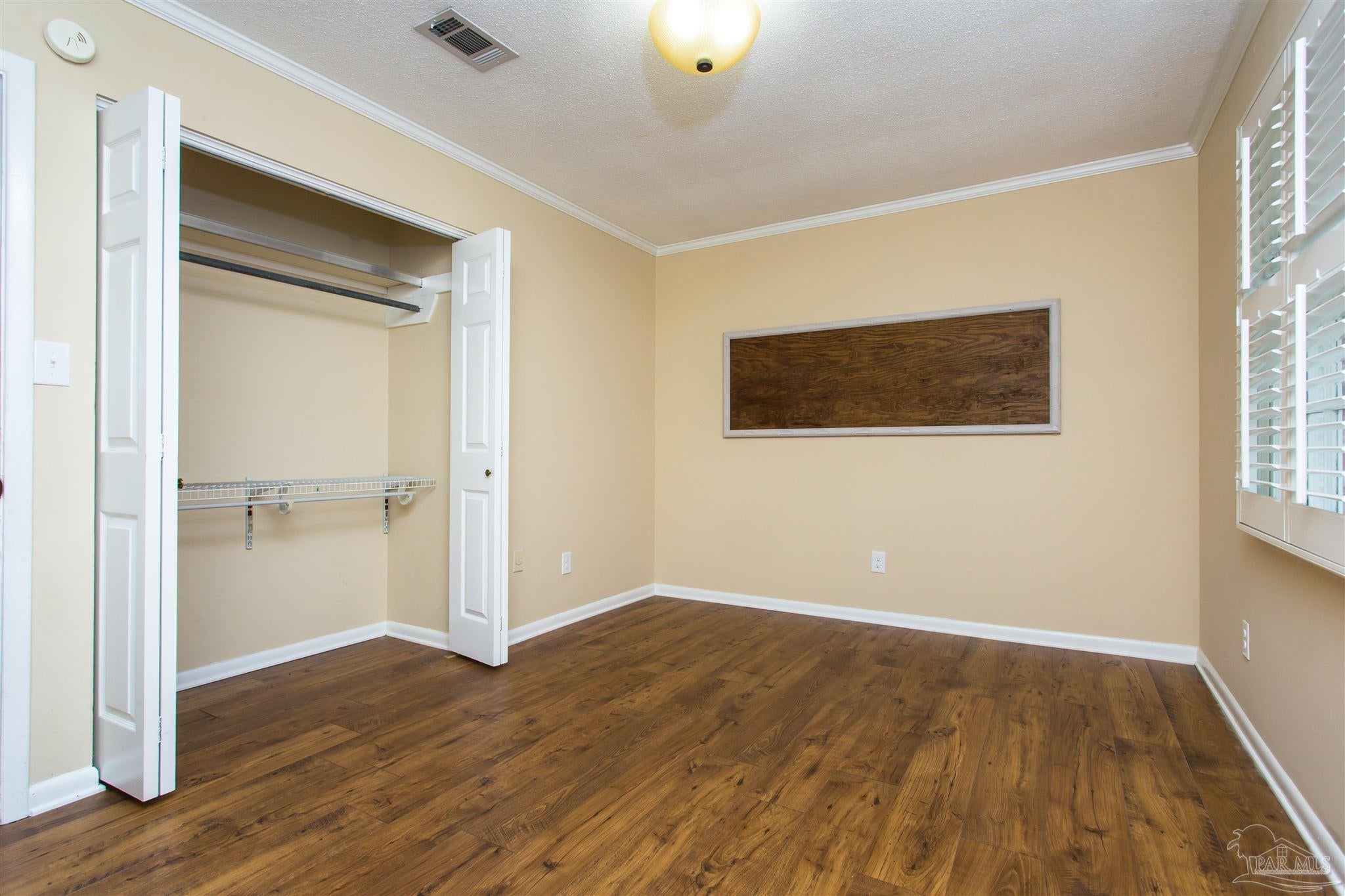 Gulf Breeze, Florida, 32561, United States, 3 Bedrooms Bedrooms, ,3 BathroomsBathrooms,Residential,For Sale,1842112