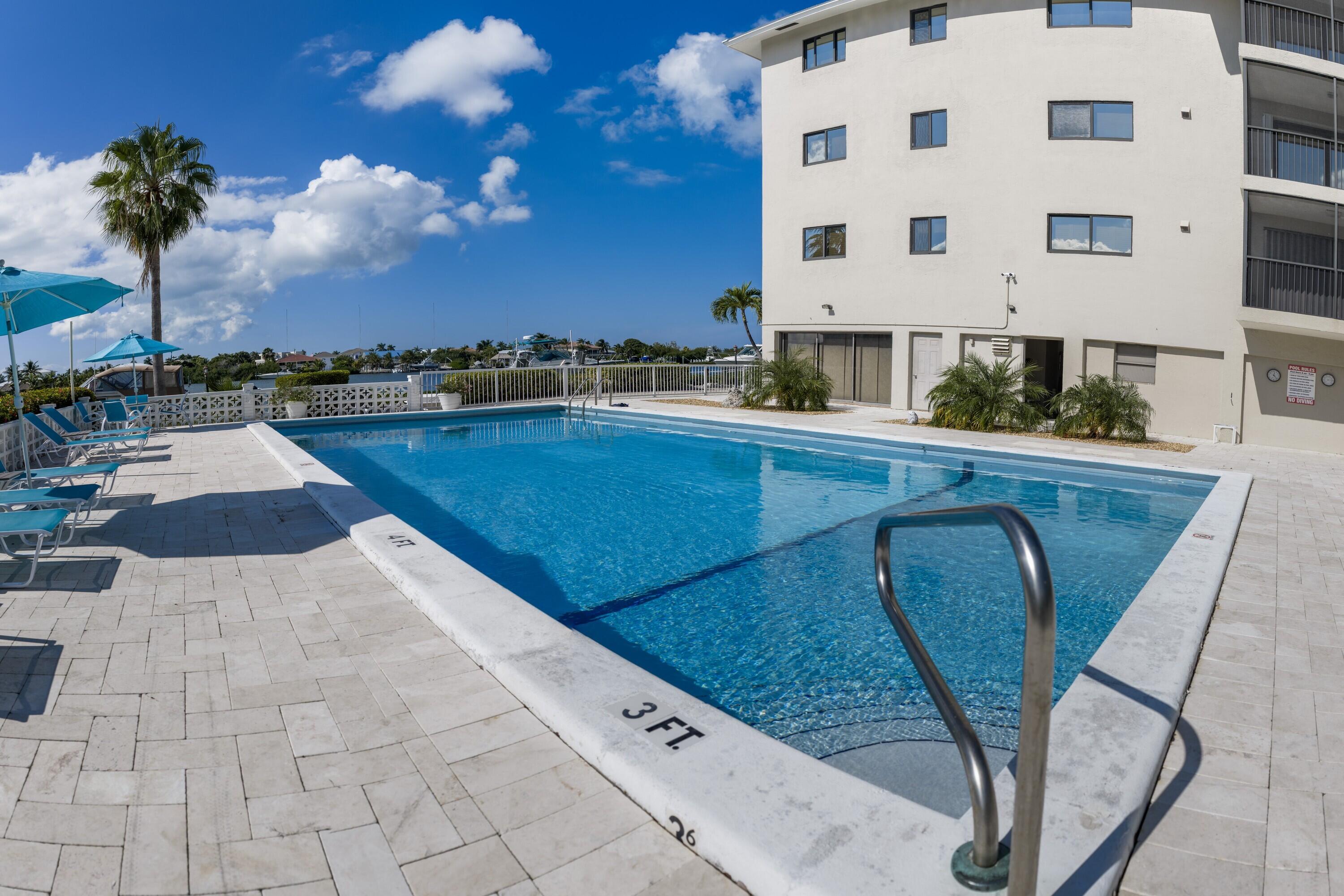 MARATHON, Florida, 33050, United States, 3 Bedrooms Bedrooms, ,2 BathroomsBathrooms,Residential,For Sale,2001809