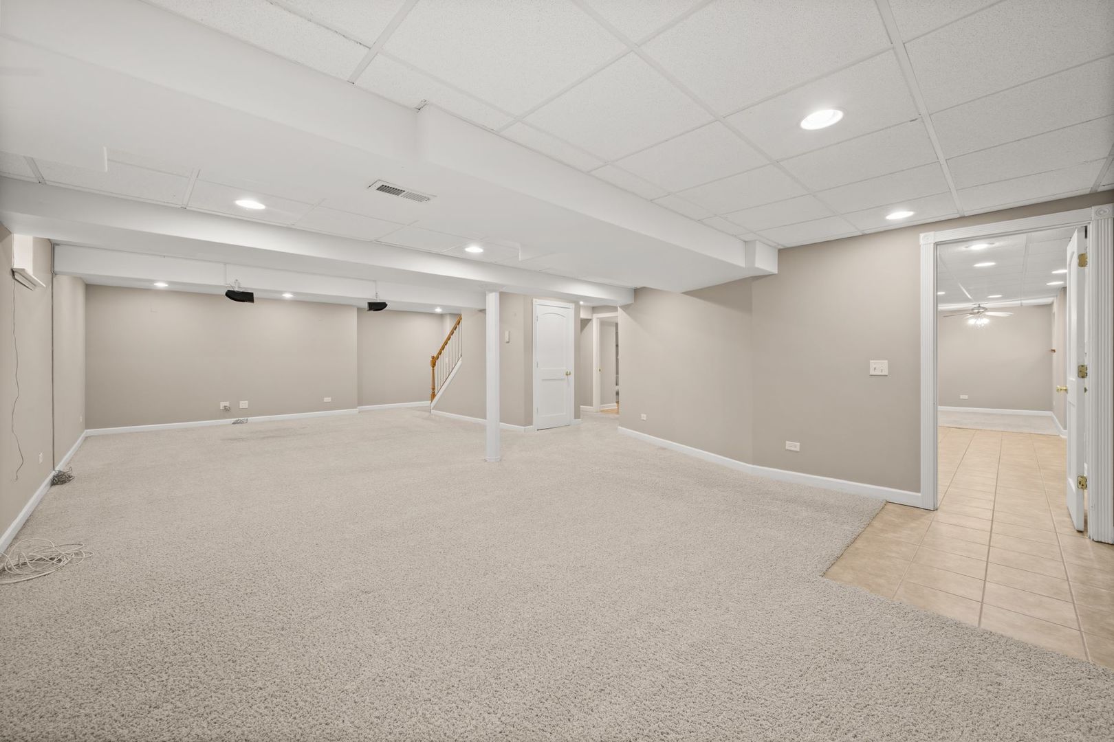 West Chicago, Illinois, 60185, United States, 4 Bedrooms Bedrooms, ,4 BathroomsBathrooms,Residential,For Sale,1991101