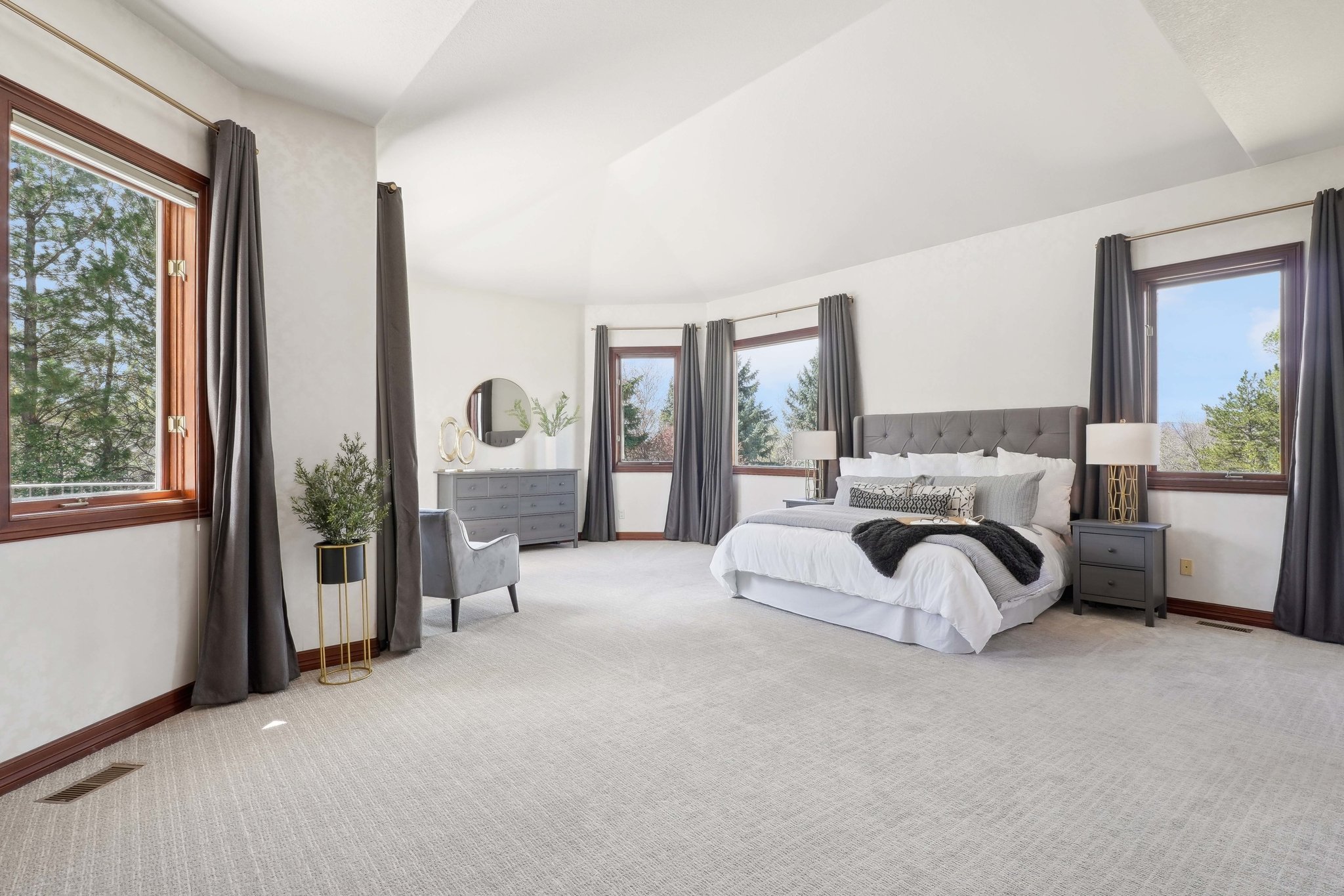Cherry Hills Village, Colorado, 80111, United States, 5 Bedrooms Bedrooms, ,6 BathroomsBathrooms,Residential,For Sale,1798264