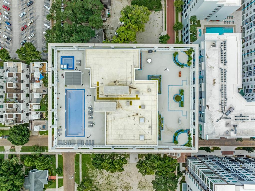 Orlando, Florida, 32801, United States, 2 Bedrooms Bedrooms, ,2 BathroomsBathrooms,Residential,For Sale,1987593