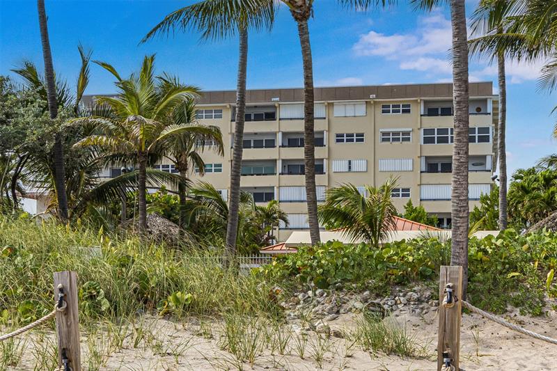 Pompano Beach, Florida, 33062, United States, 2 Bedrooms Bedrooms, ,2 BathroomsBathrooms,Residential,For Sale,1991979