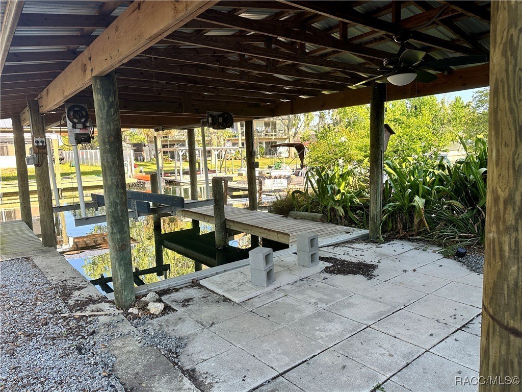 Crystal River, Florida, 34429, United States, 4 Bedrooms Bedrooms, ,3 BathroomsBathrooms,Residential,For Sale,1996734