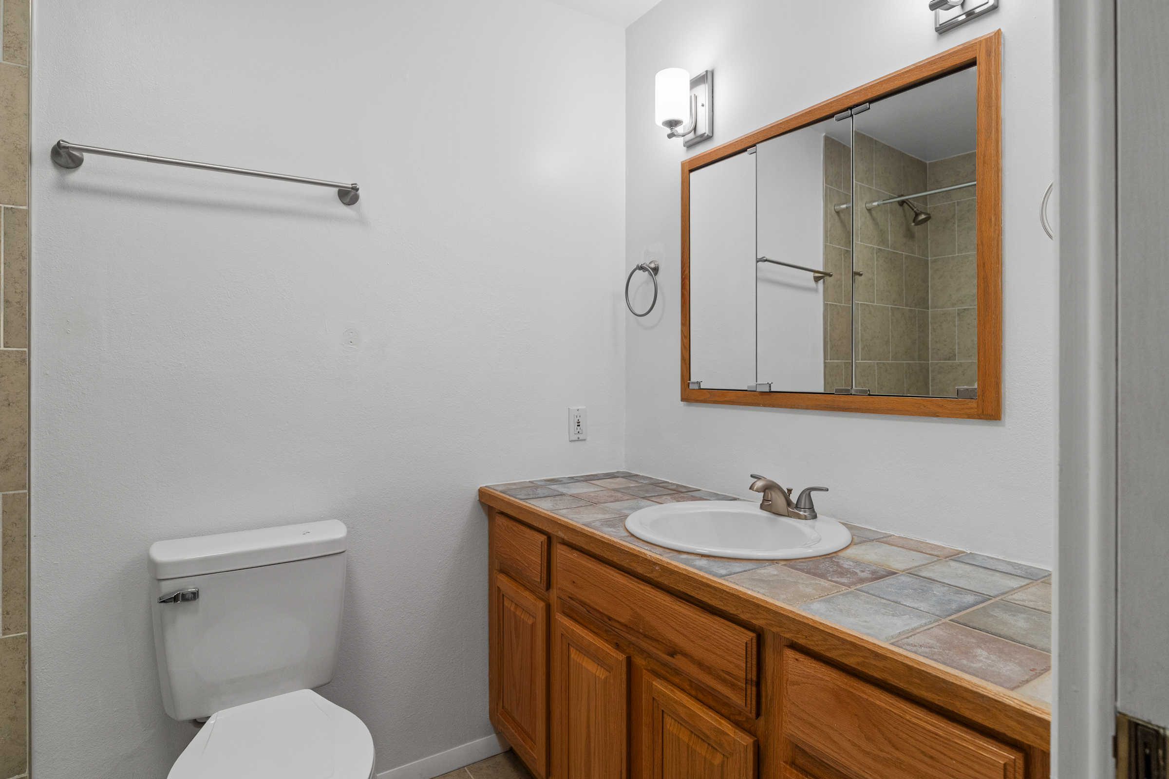 Tempe, Arizona, 85283, United States, 4 Bedrooms Bedrooms, ,3 BathroomsBathrooms,Residential,For Sale,1985738