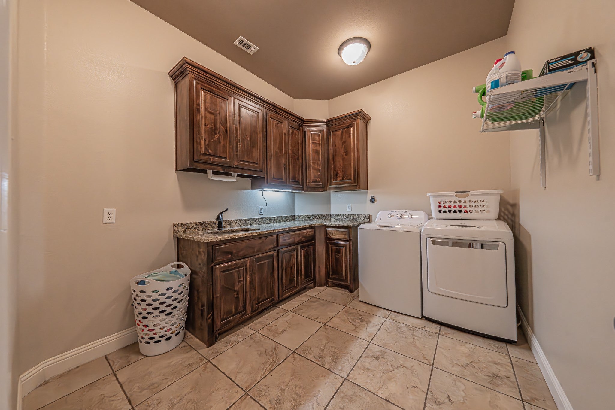 Aledo, Texas, 76008, United States, 4 Bedrooms Bedrooms, ,4 BathroomsBathrooms,Residential,For Sale,1982778