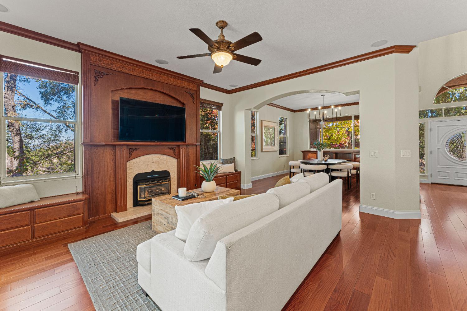 El Dorado Hills, California, 95762, United States, 4 Bedrooms Bedrooms, ,3 BathroomsBathrooms,Residential,For Sale,1987748