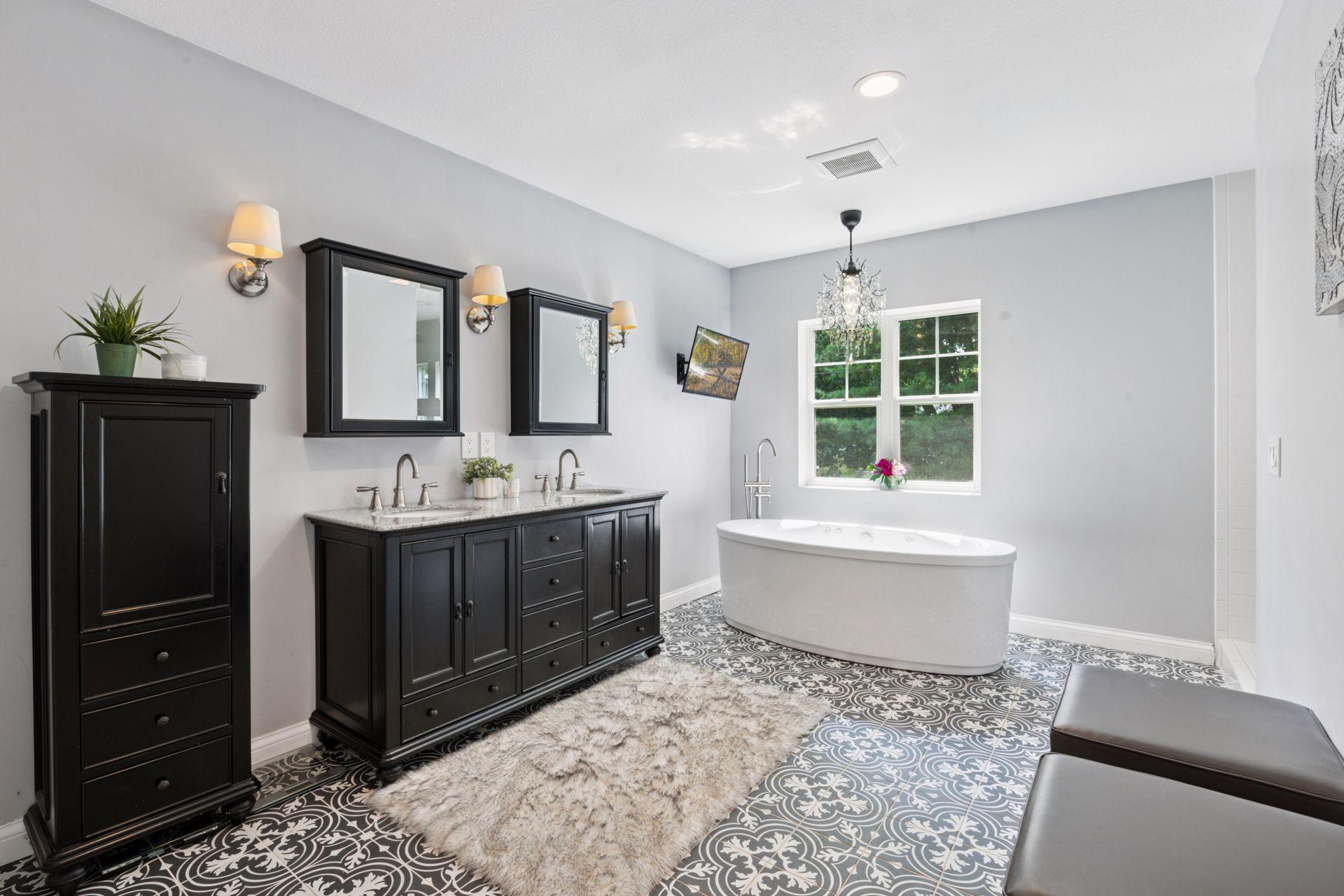 Edina, Minnesota, 55435, United States, 4 Bedrooms Bedrooms, ,3 BathroomsBathrooms,Residential,For Sale,1907442