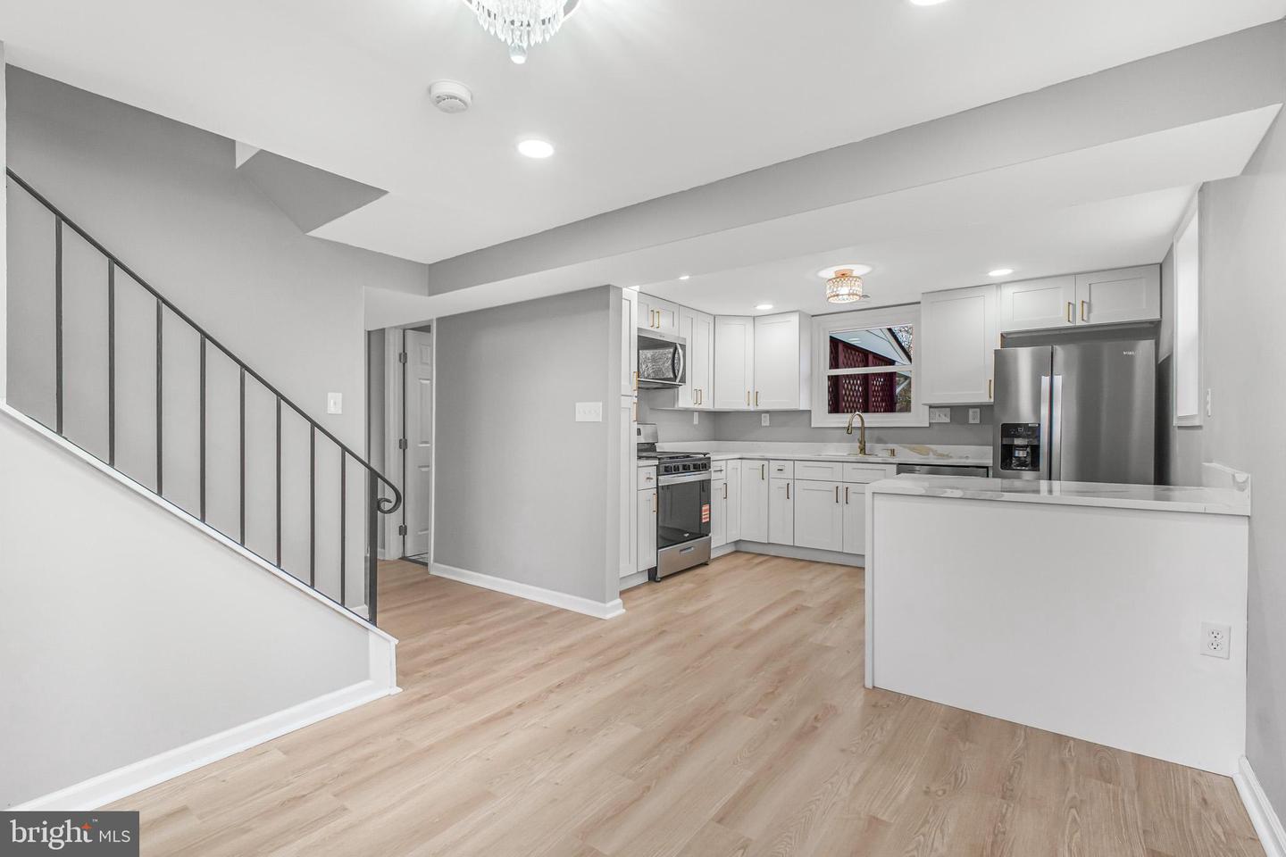 Woodbridge, Virginia, 22193, United States, 3 Bedrooms Bedrooms, ,2 BathroomsBathrooms,Residential,For Sale,2003349