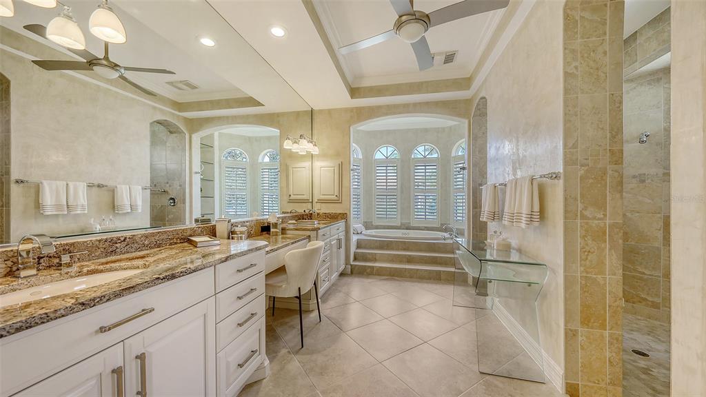 Lakewood Ranch, Florida, 34202, United States, 4 Bedrooms Bedrooms, ,5 BathroomsBathrooms,Residential,For Sale,1795328