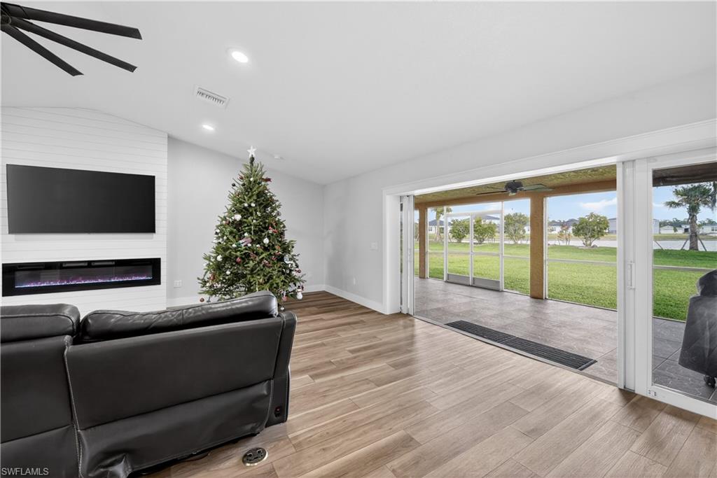 North Fort Myers, Florida, 33917, United States, 3 Bedrooms Bedrooms, ,2 BathroomsBathrooms,Residential,For Sale,2001976