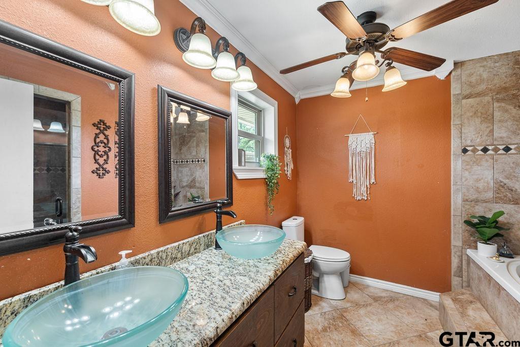 1475 FM 49, Mineola, Texas, 75773, United States, 4 Bedrooms Bedrooms, ,3 BathroomsBathrooms,Residential,For Sale,1475 FM 49,1673387