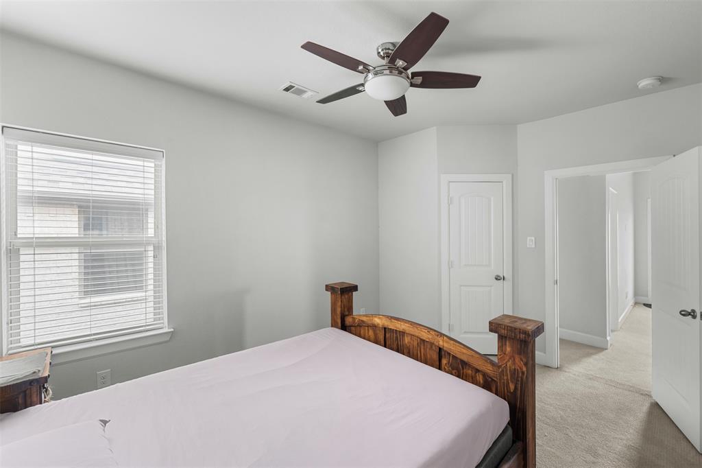 Arlington, Texas, 76005, United States, 4 Bedrooms Bedrooms, ,4 BathroomsBathrooms,Residential,For Sale,1890856