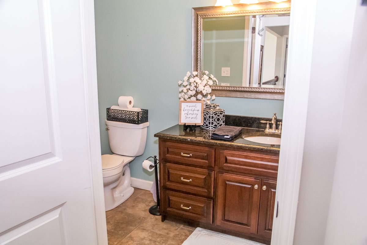 Union City, Tennessee, 38261, United States, 4 Bedrooms Bedrooms, ,4 BathroomsBathrooms,Residential,For Sale,1943312