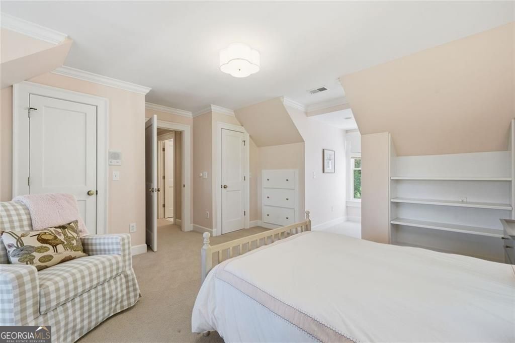 Kennesaw, Georgia, 30152, United States, 5 Bedrooms Bedrooms, ,3 BathroomsBathrooms,Residential,For Sale,1988783