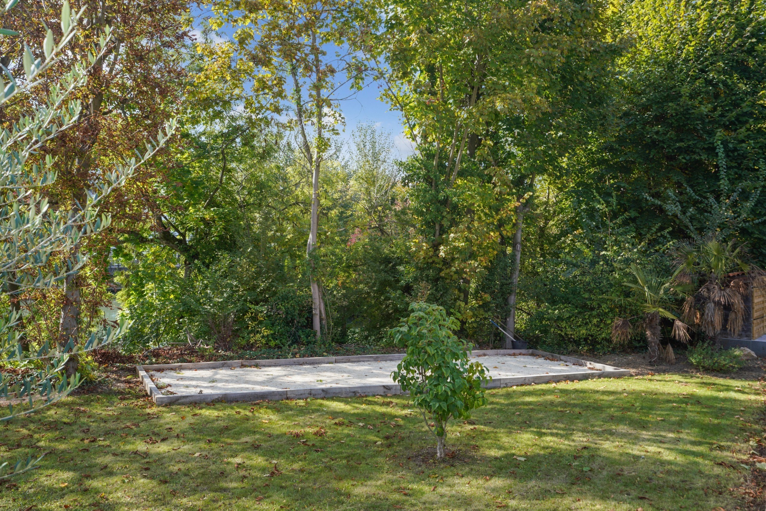  LE PERREUX-SUR-MARNE – WATERFRONT CONTEMPORARY ESTATE ON THE BANKS OF THE MARNE… - 物件實景