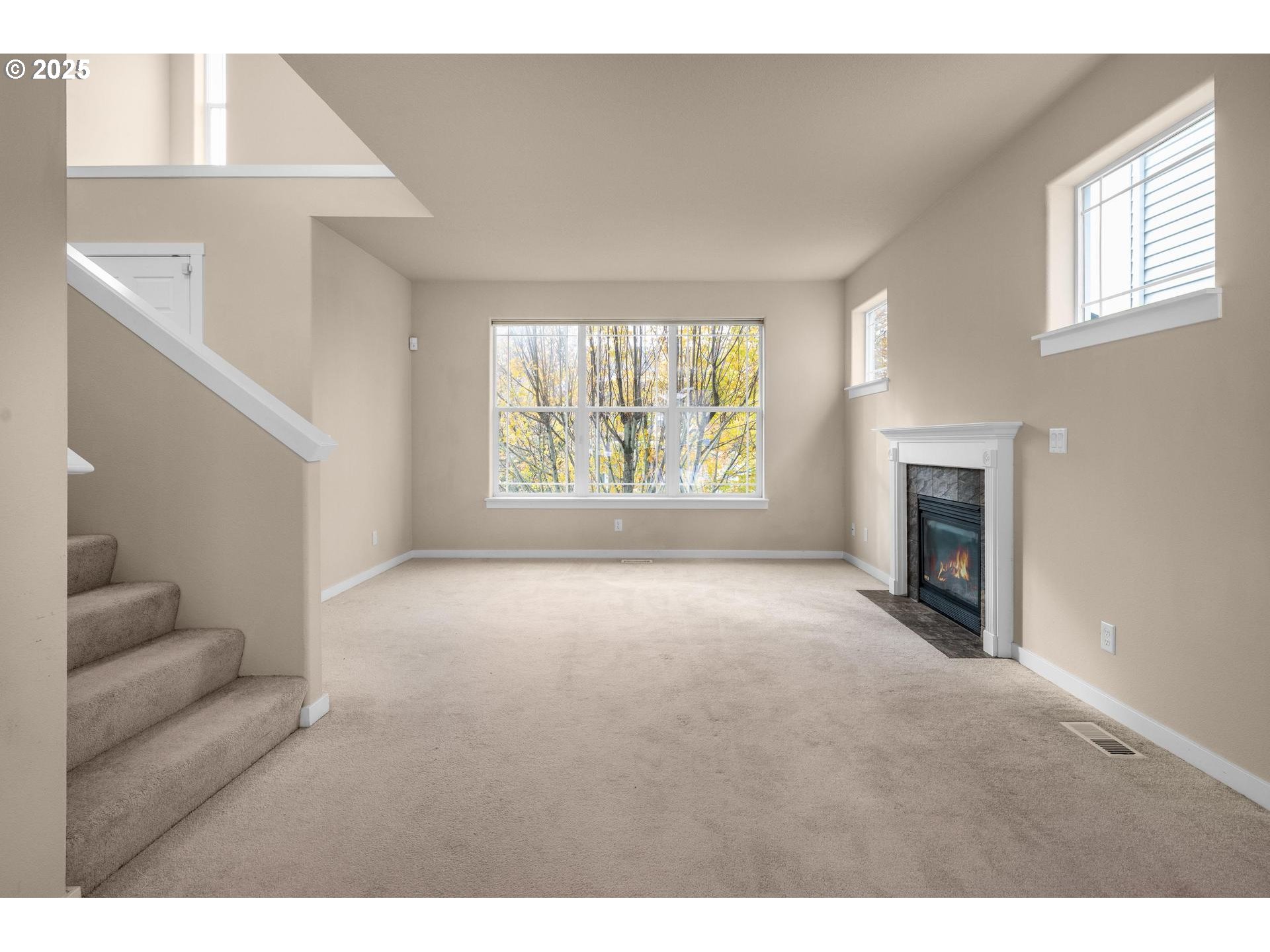 Portland, Oregon, 97225, United States, 3 Bedrooms Bedrooms, ,2 BathroomsBathrooms,Residential,For Sale,1995924