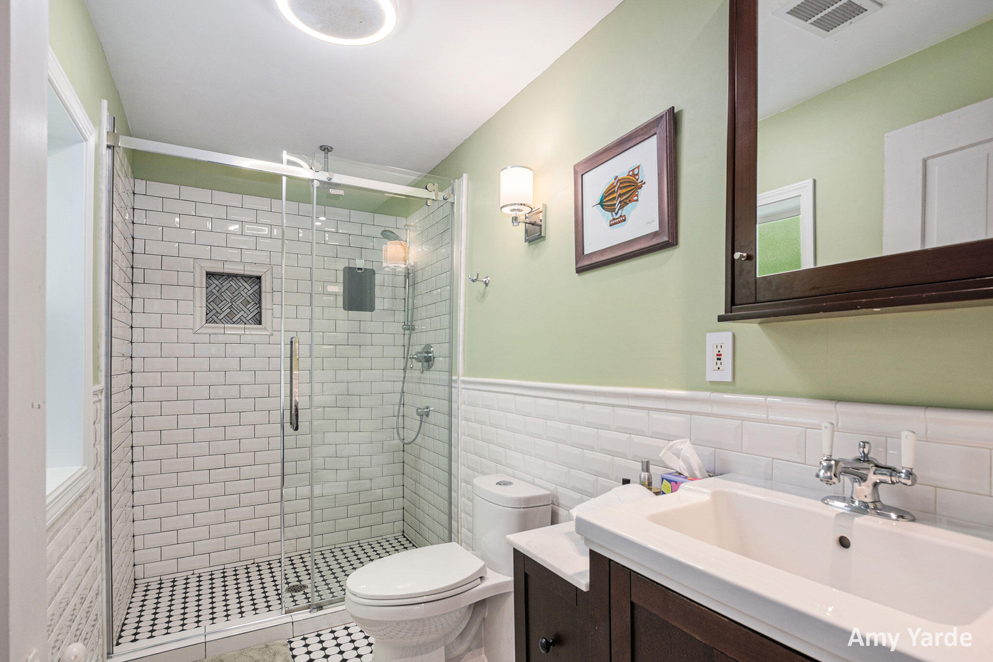 Saugatuck, Michigan, 49453, United States, 2 Bedrooms Bedrooms, ,2 BathroomsBathrooms,Residential,For Sale,1897560