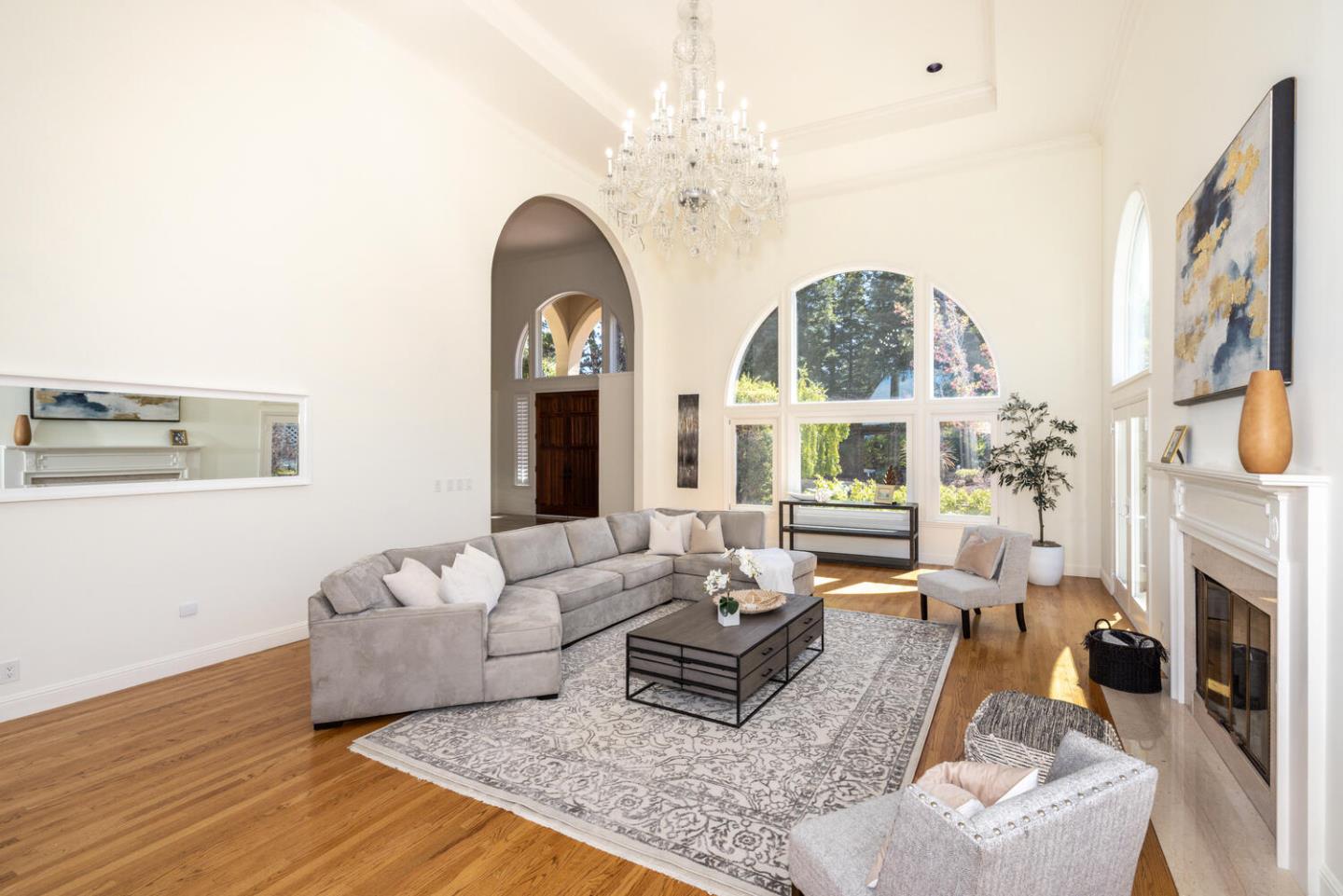 Hillsborough, California, 94010, United States, 5 Bedrooms Bedrooms, ,5 BathroomsBathrooms,Residential,For Sale,1940320