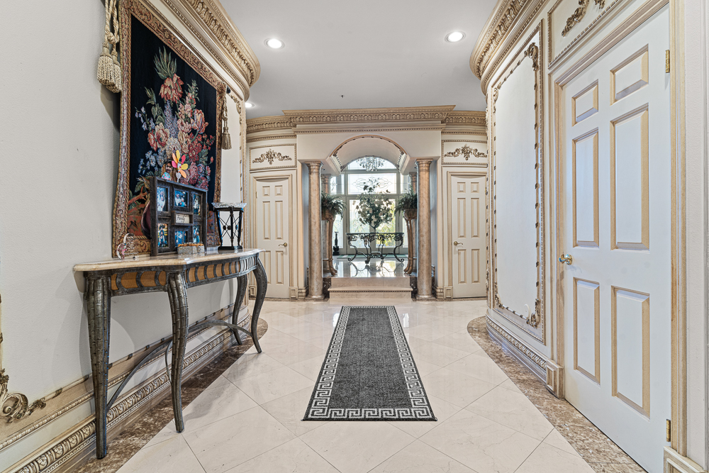 Whittier, California, 90605, United States, 9 Bedrooms Bedrooms, ,6 BathroomsBathrooms,Residential,For Sale,1994217