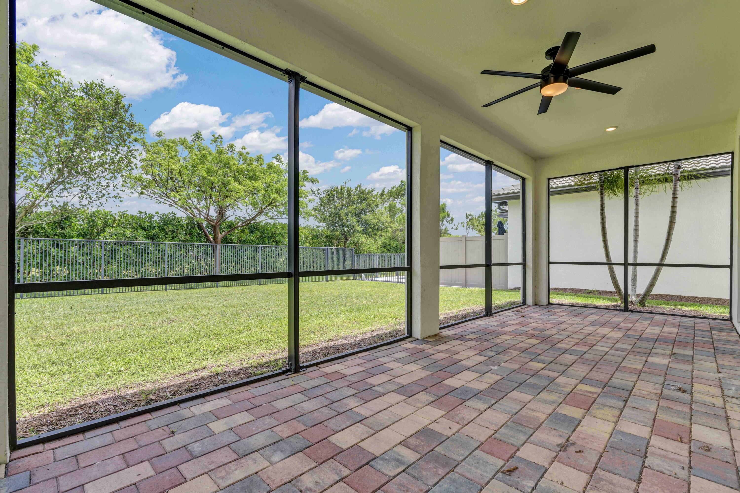Lake Worth, Florida, 33467, United States, 5 Bedrooms Bedrooms, ,3 BathroomsBathrooms,Residential,For Sale,2048468