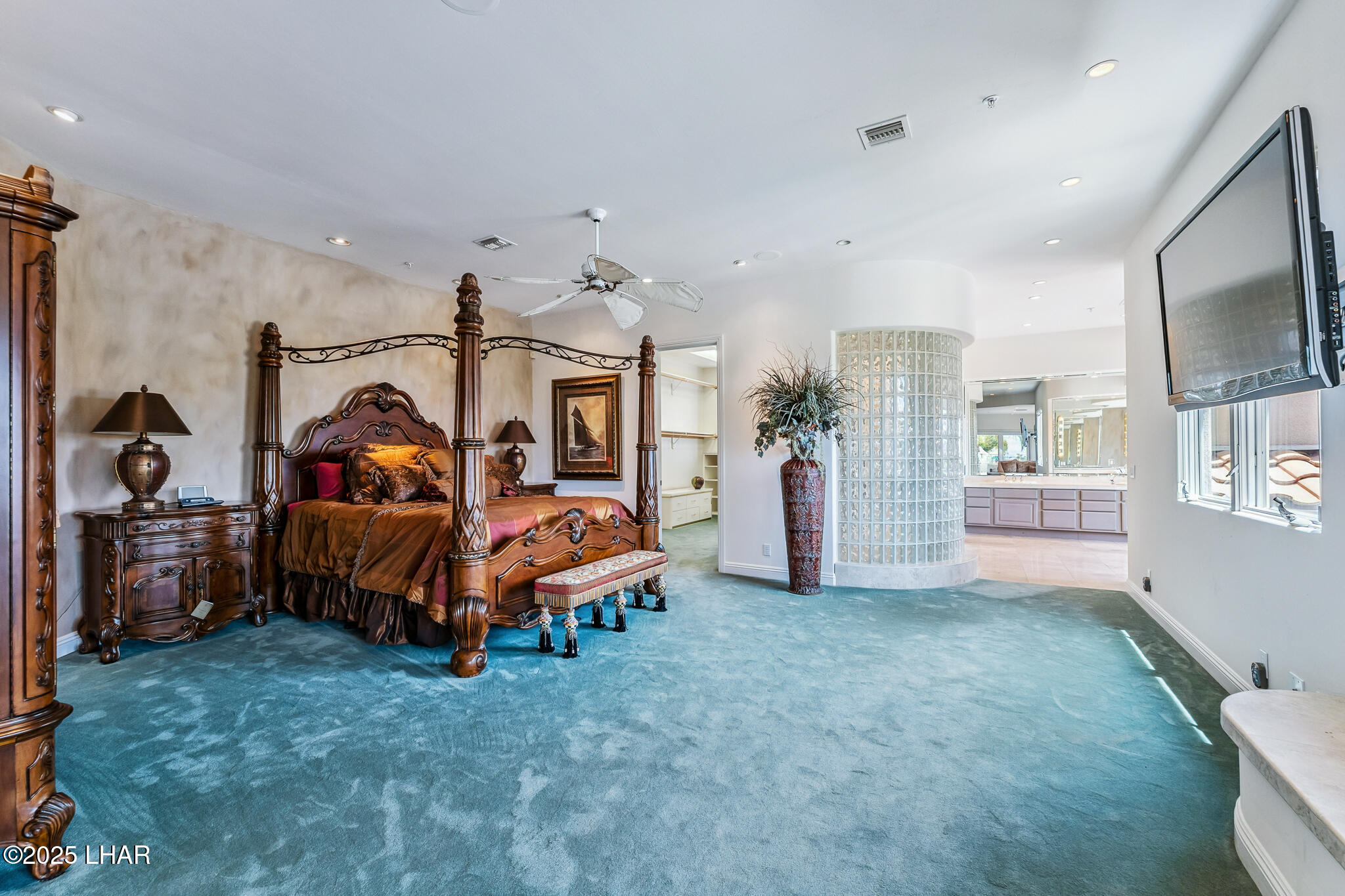 Lake Havasu City, Arizona, 86406, United States, 4 Bedrooms Bedrooms, ,2 BathroomsBathrooms,Residential,For Sale,1901337