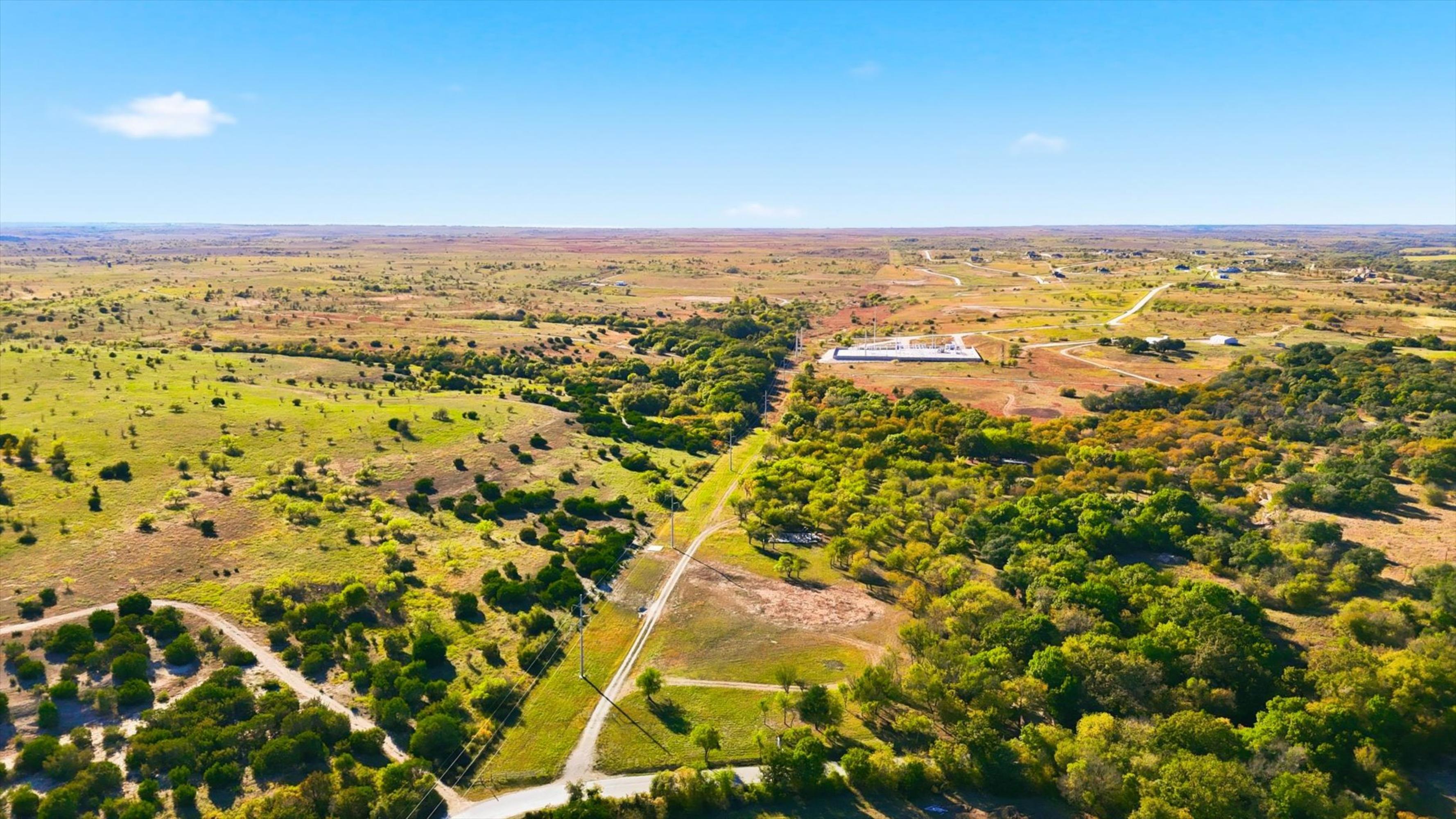  20 Acre Ranchette near luxury golf community in prestigious Aledo ISD - 物件實景