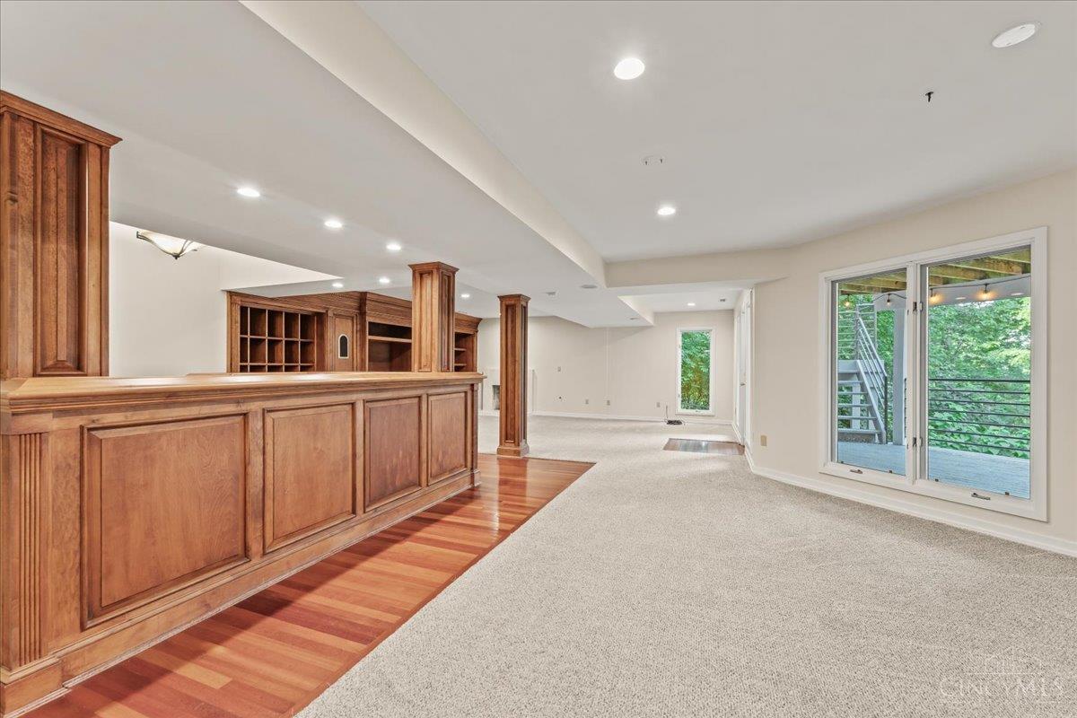 Cincinnati, Ohio, 45226, United States, 4 Bedrooms Bedrooms, ,4 BathroomsBathrooms,Residential,For Sale,1912021