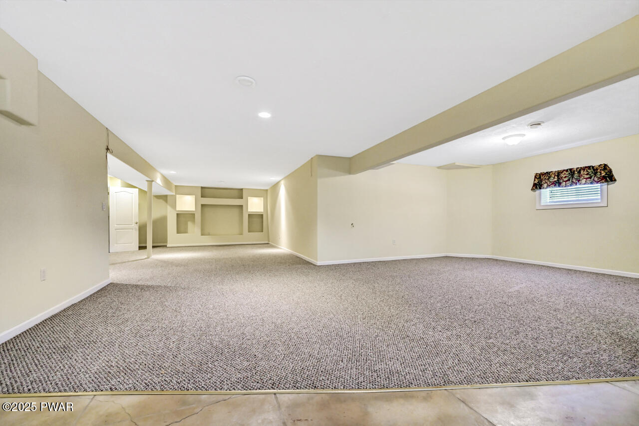 Lords Valley, Pennsylvania, 18428, United States, 3 Bedrooms Bedrooms, ,3 BathroomsBathrooms,Residential,For Sale,2005148